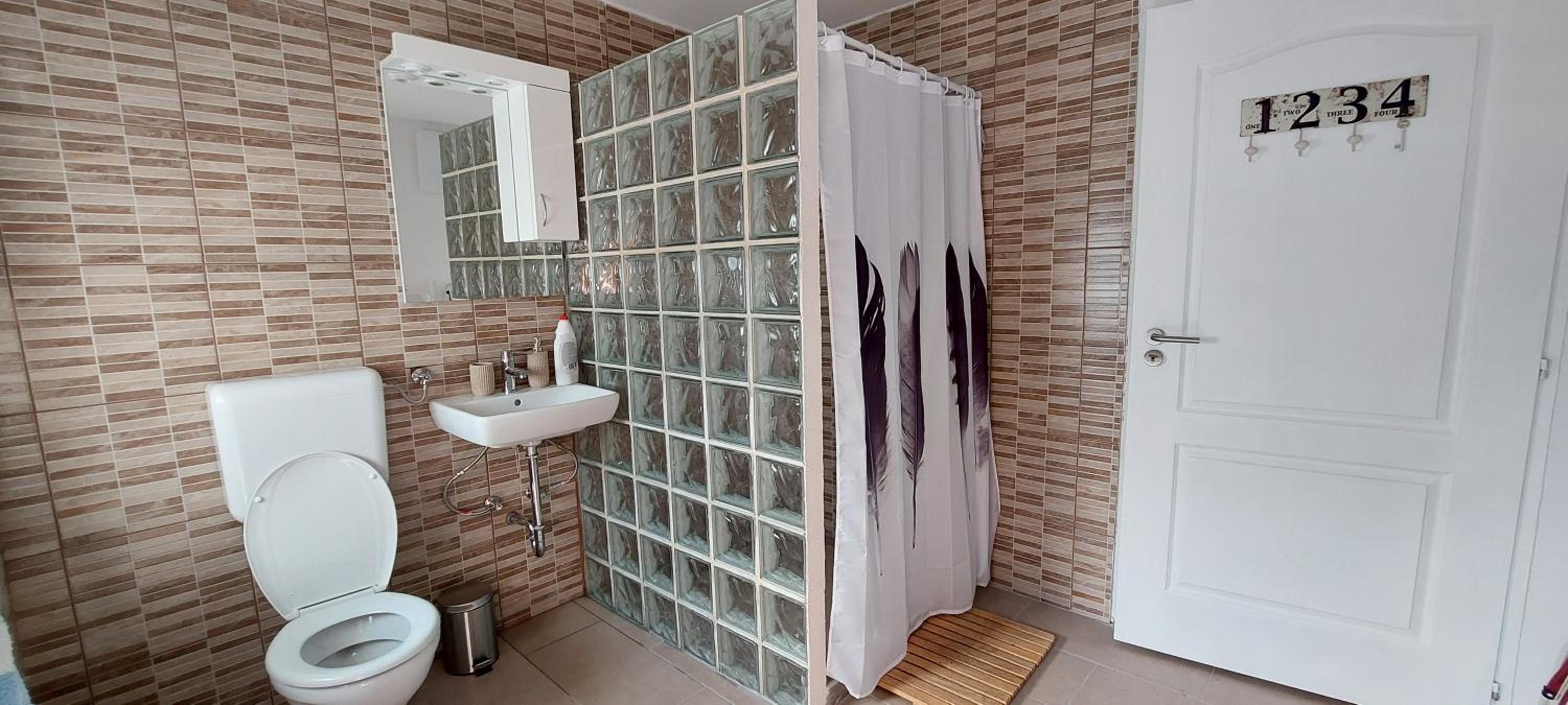 Two-Bedroom Apartment - Photo 7