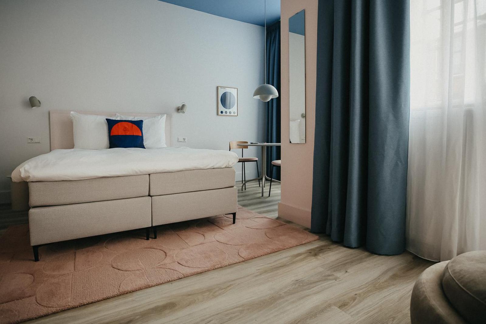 Deluxe Suite - Photo 12