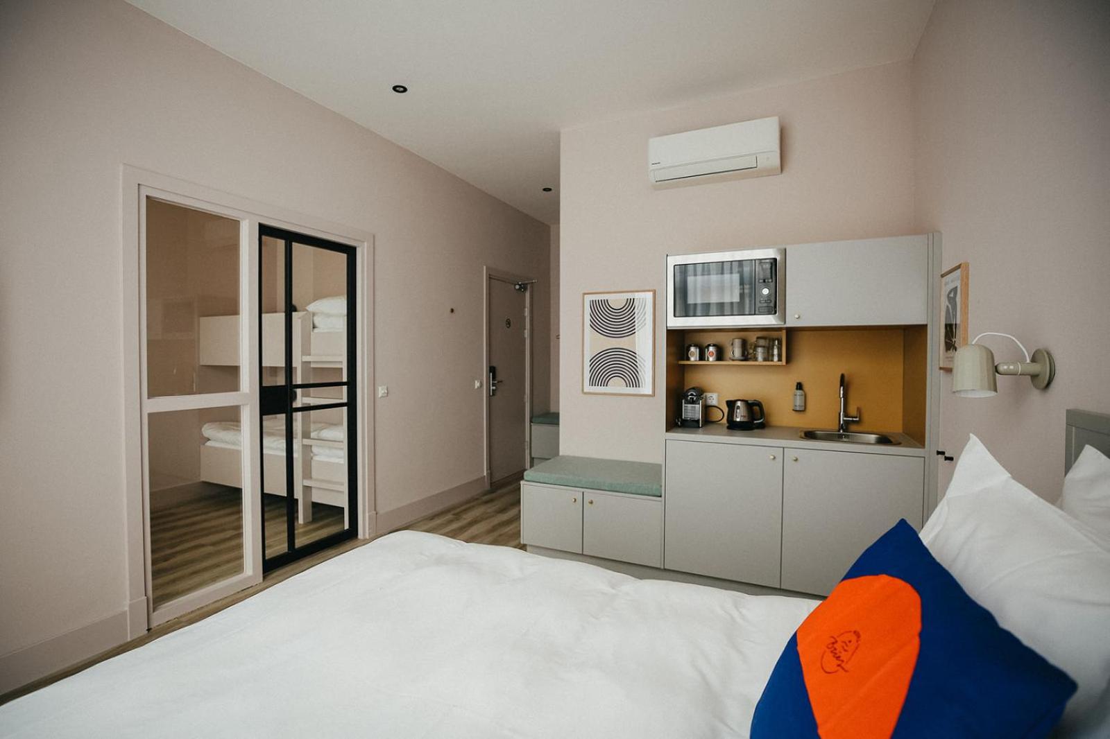 Family Suite - Photo 15