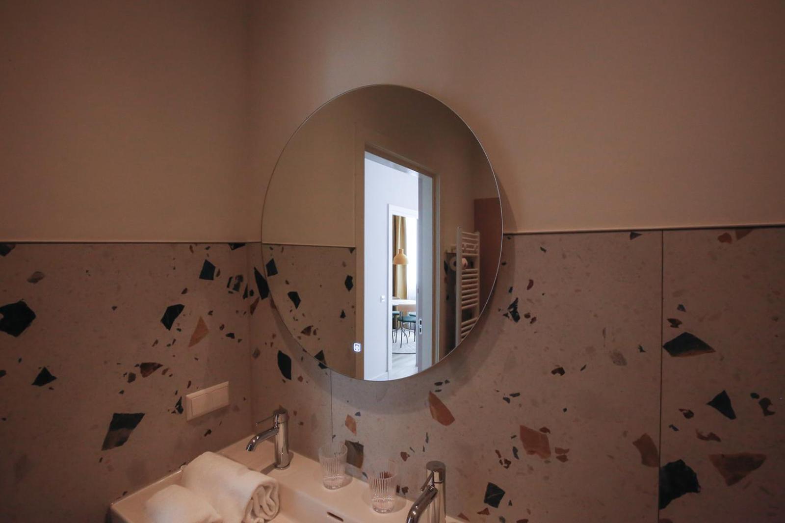 Family Suite - Photo 19