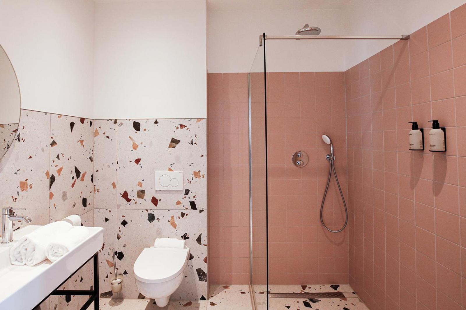 Family Suite - Photo 20