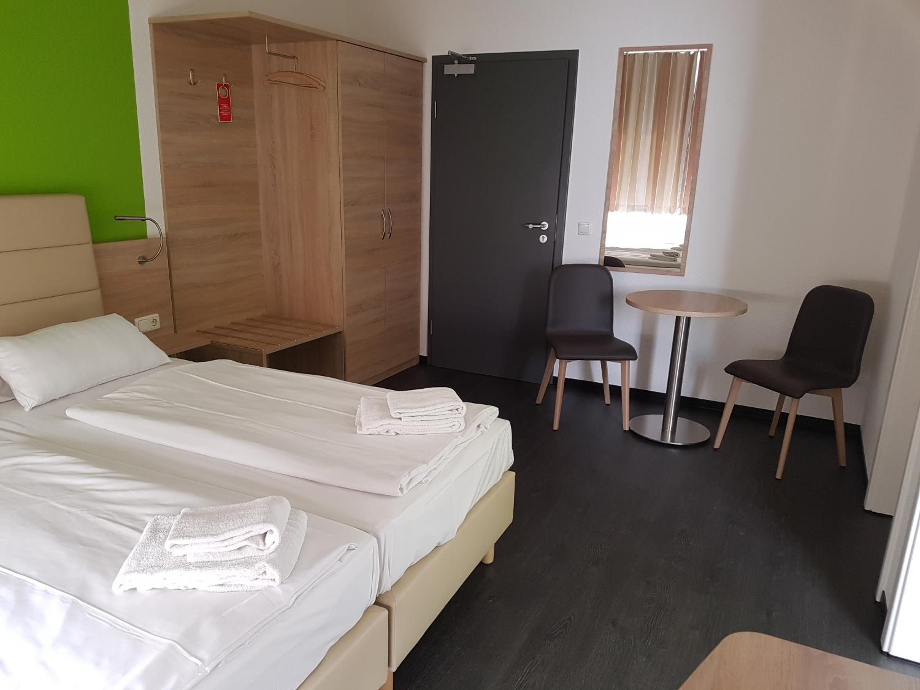 Triple Room - Photo 8