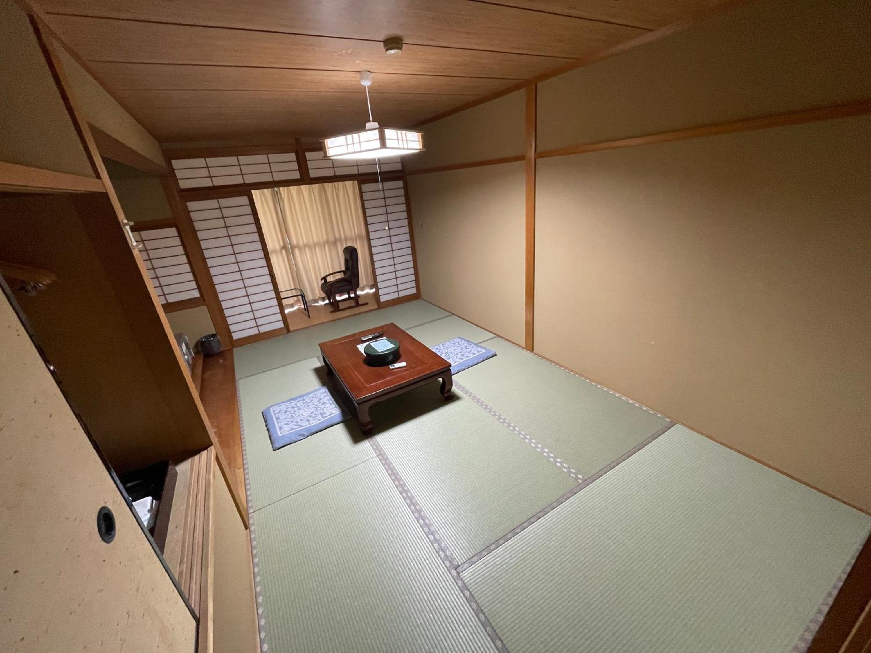 Standard Triple Room - Photo 4
