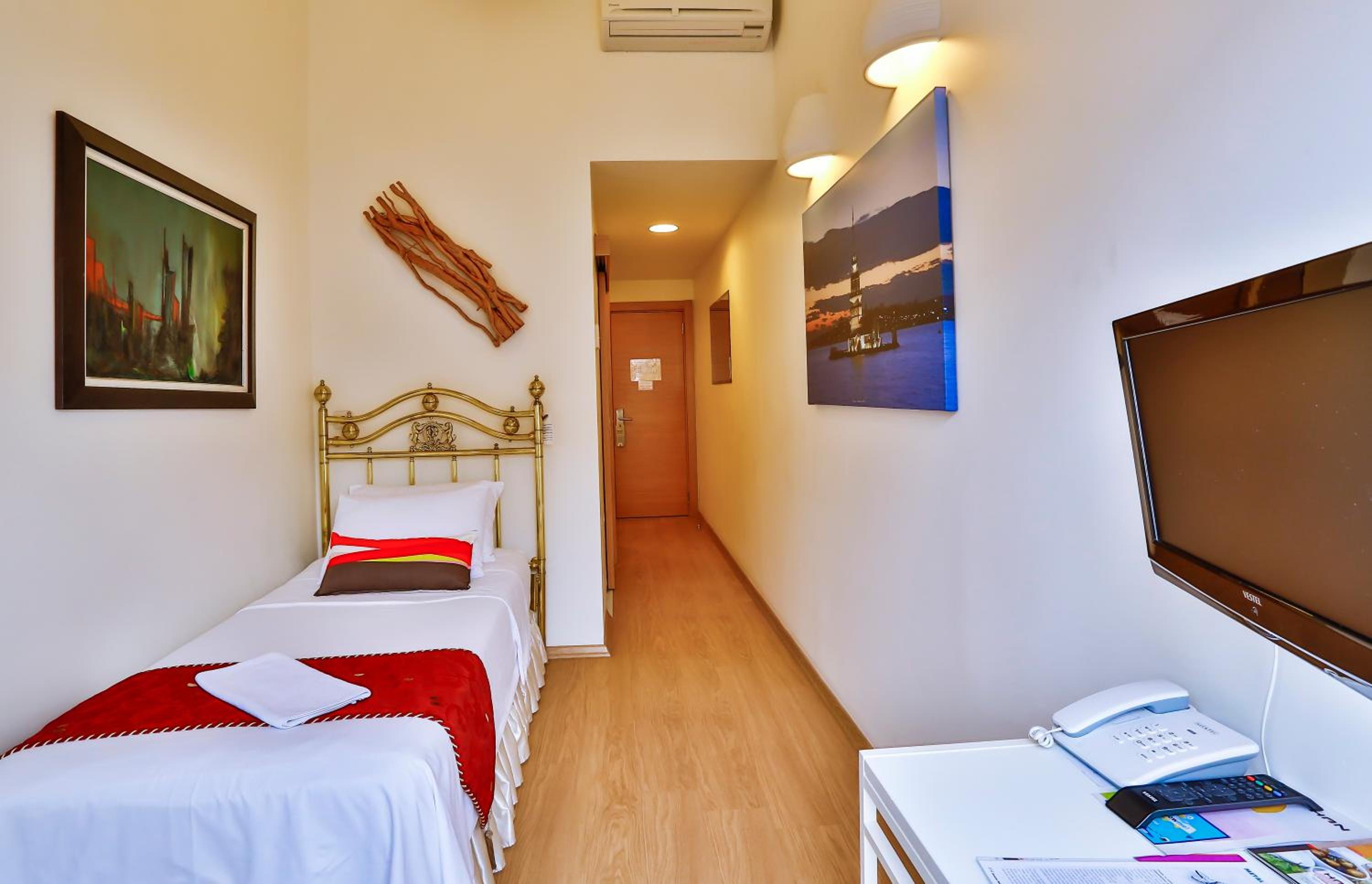 Superior Single Room