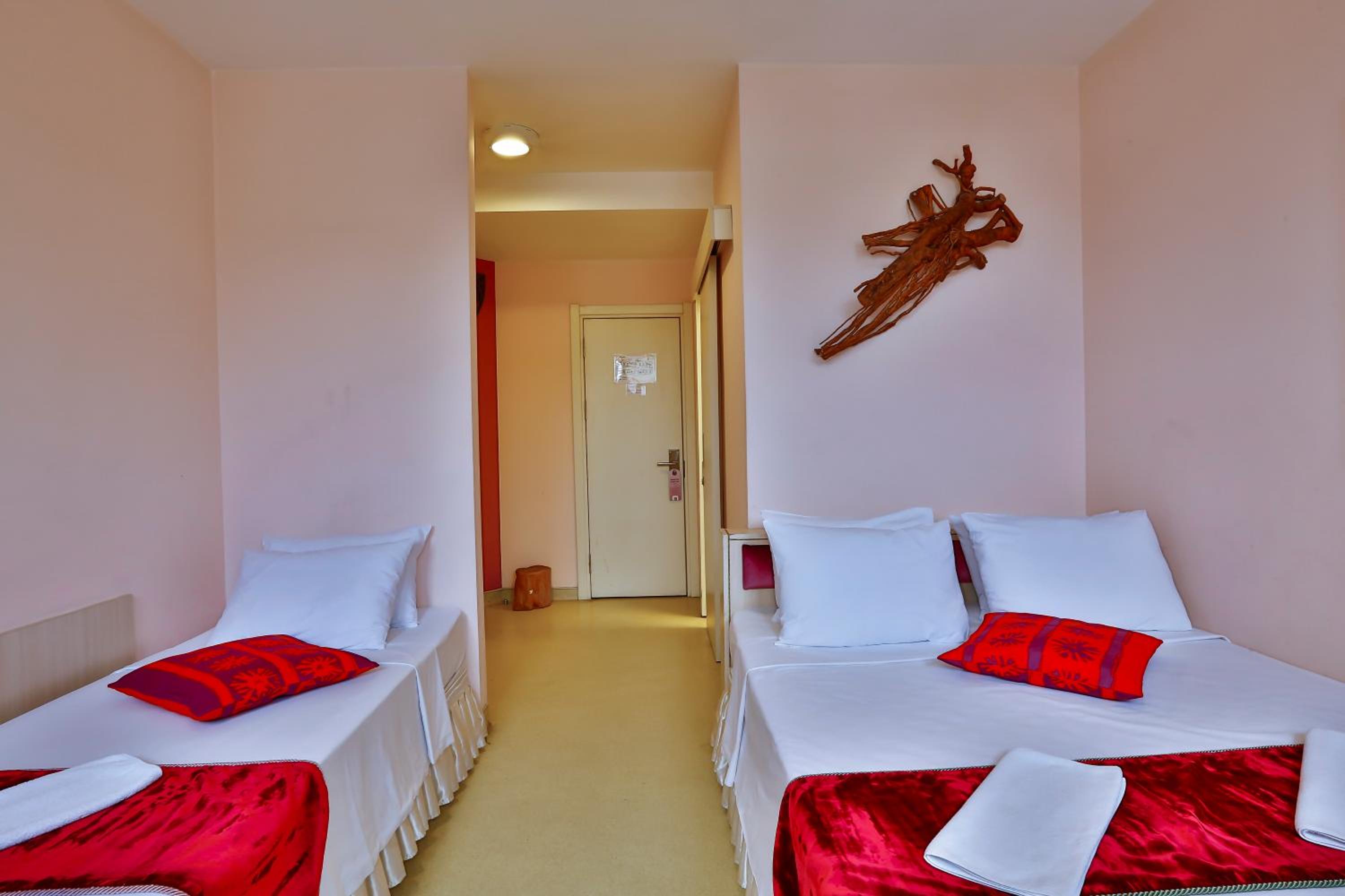 Superior Triple Room photo 1