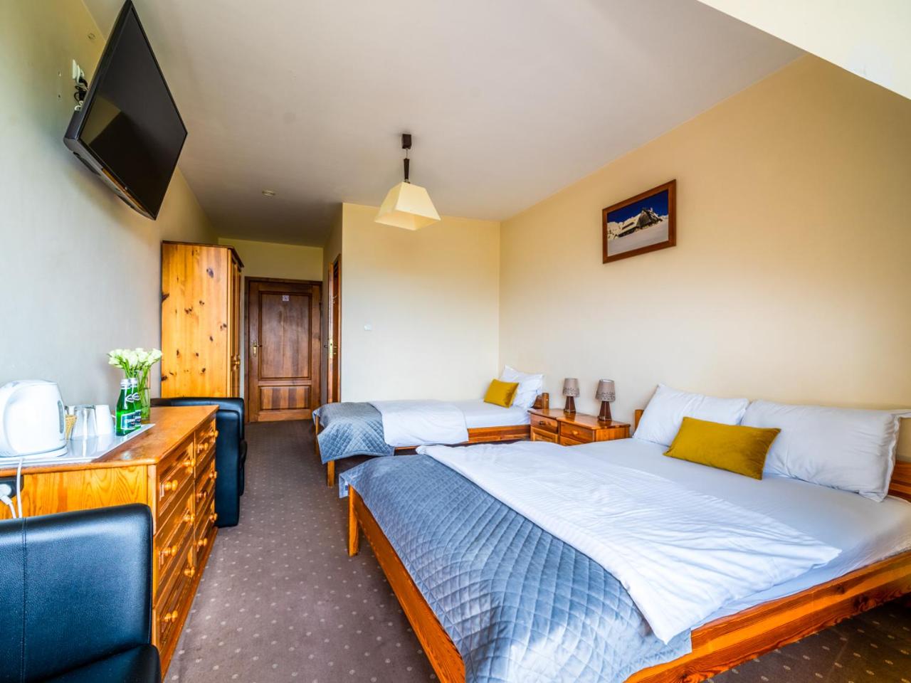 Triple Room with Mountain View photo 1