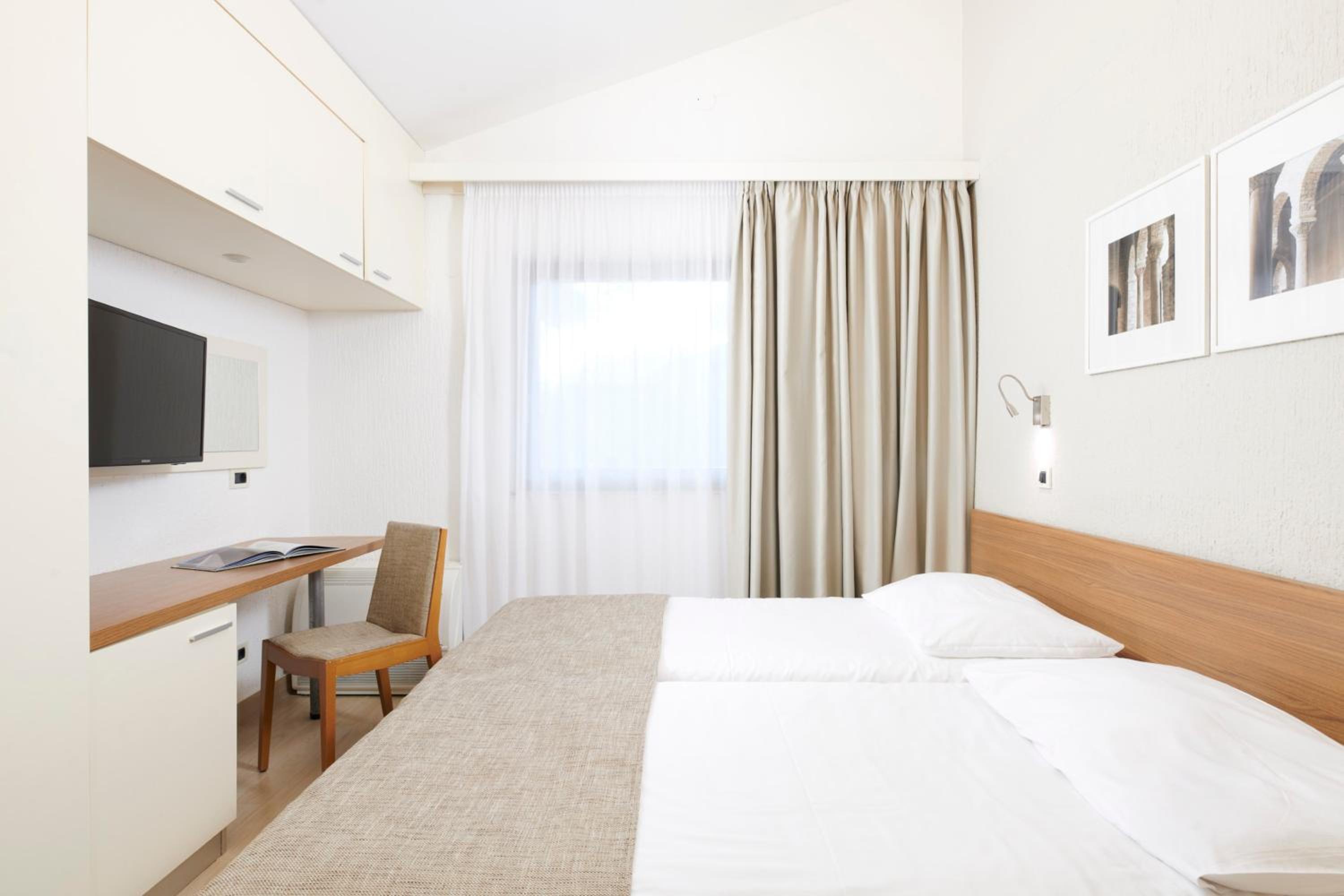 Classic Room with Terrace