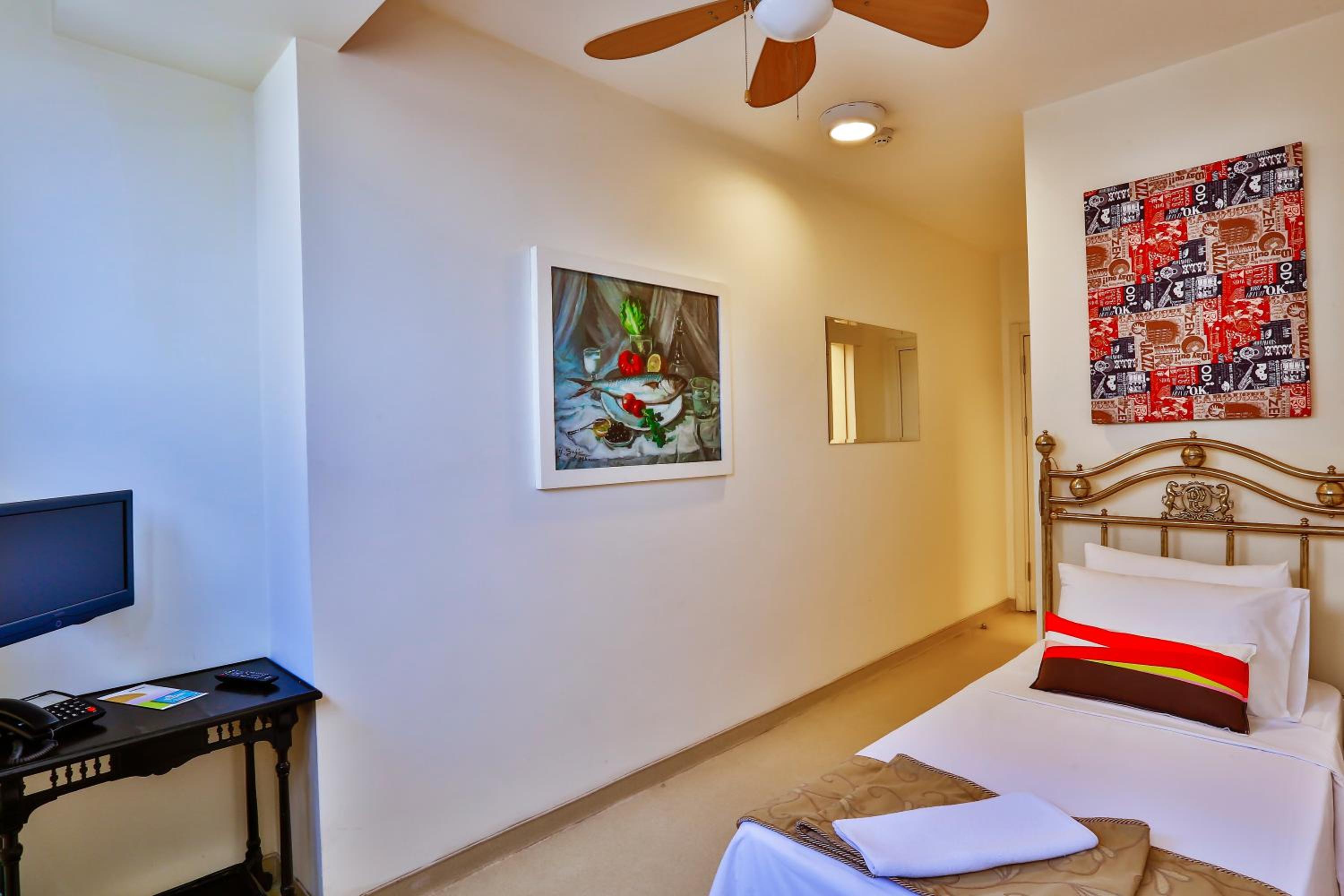 Single Room photo 1
