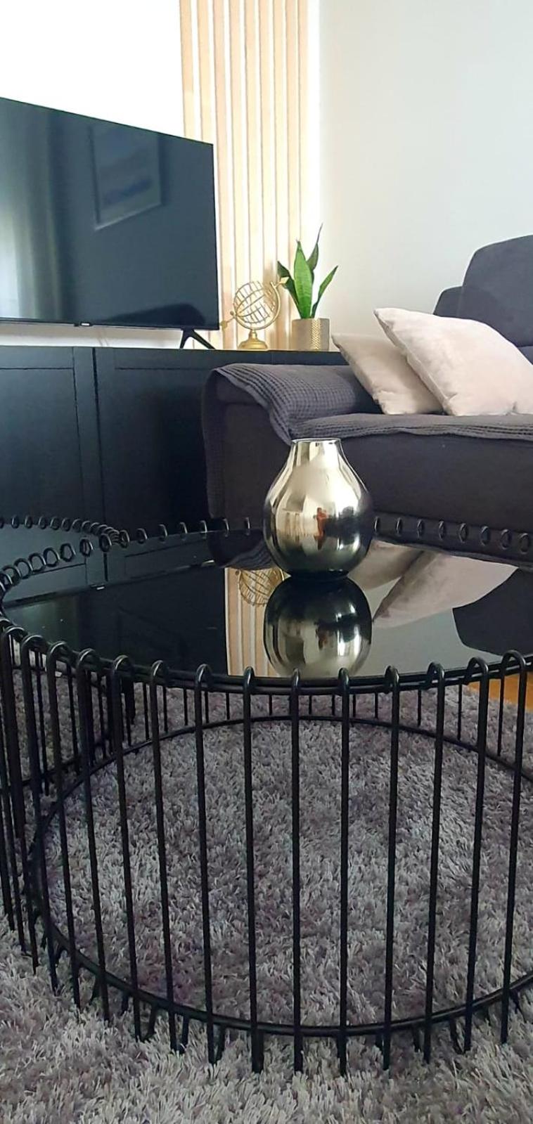 Two-Bedroom Apartment - Photo 23
