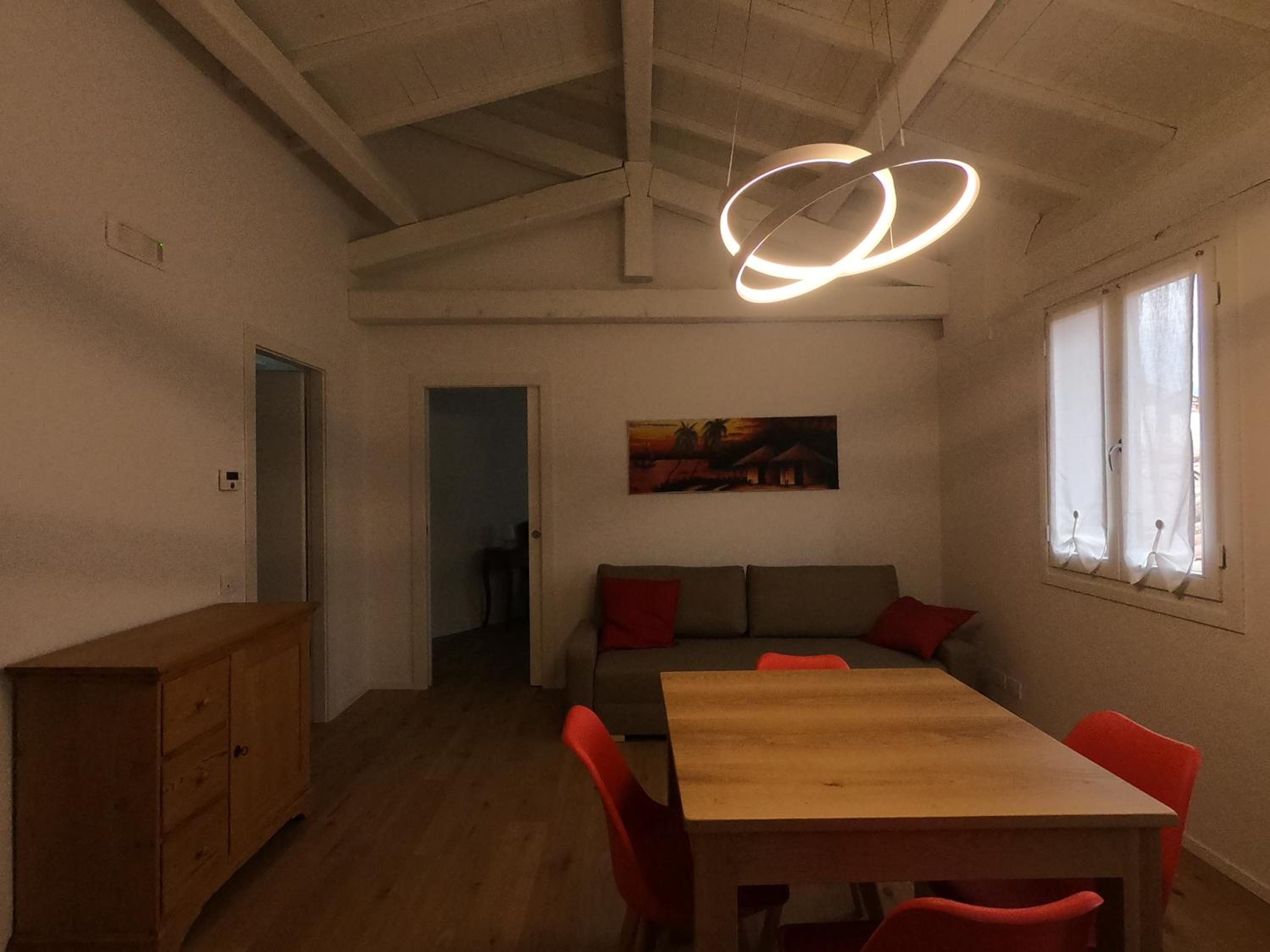 One-Bedroom Apartment - Photo 7