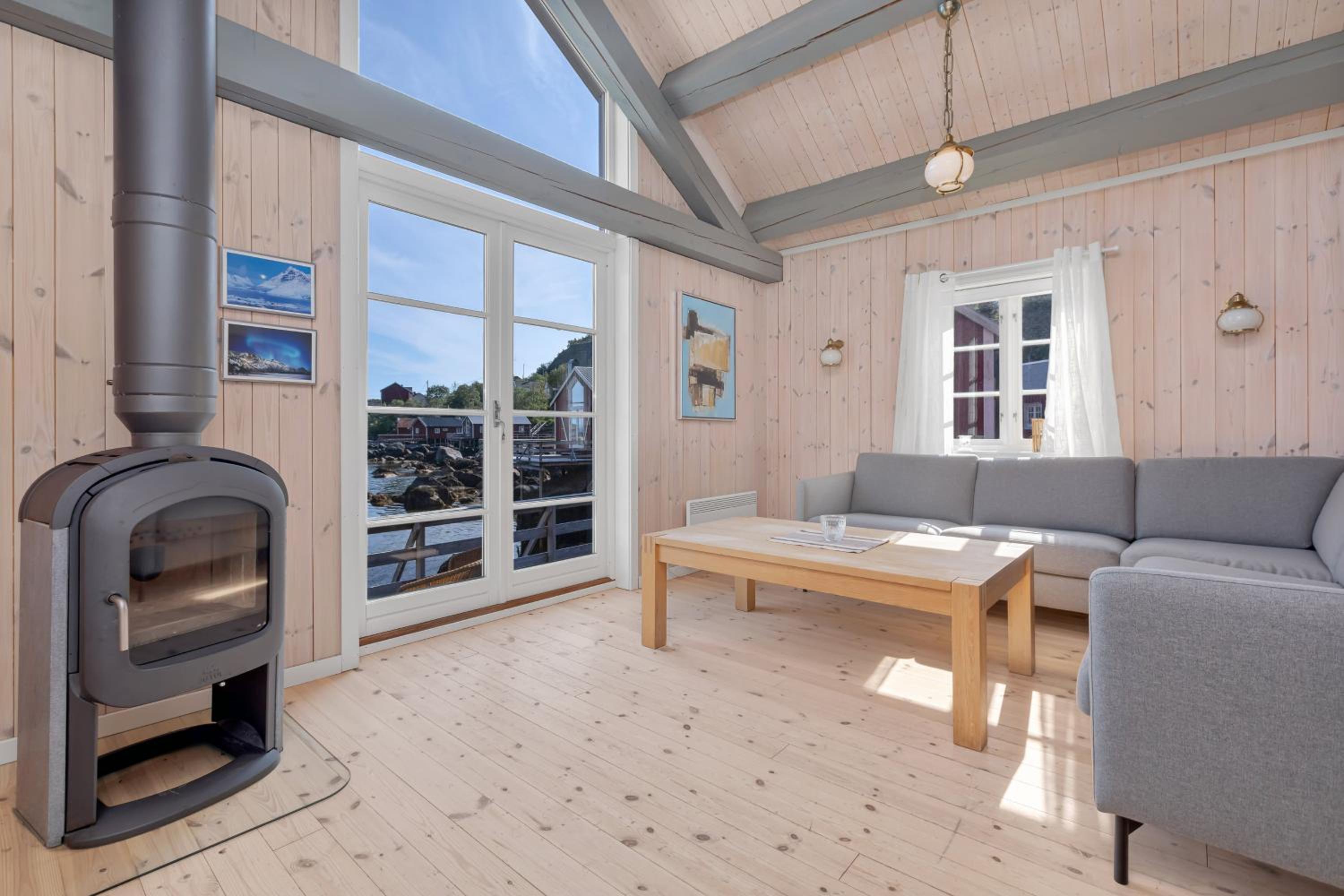Superior Cabin - Photo 10