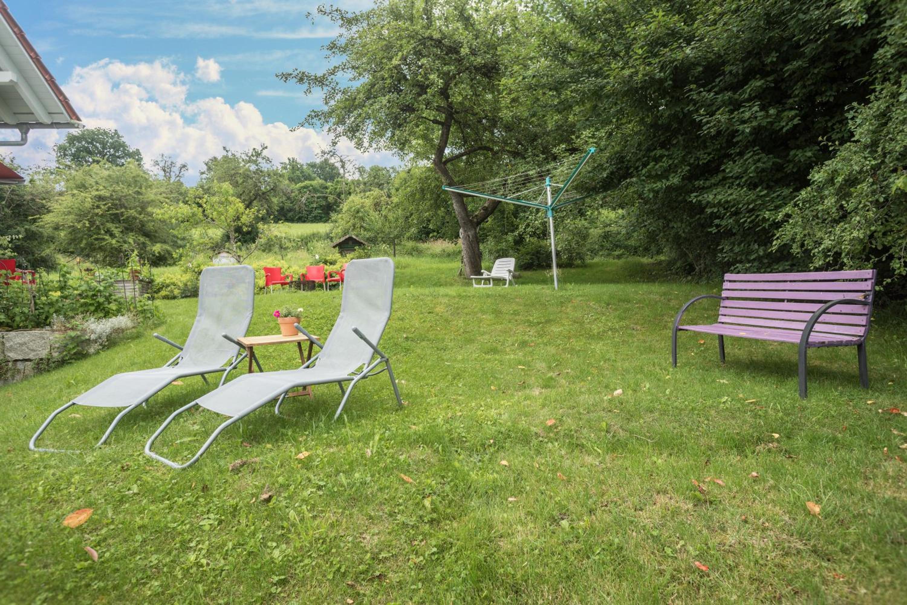 One-Bedroom Apartment with Garden View photo 3