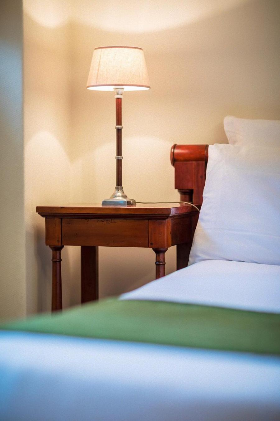 Standard Double Room - Photo 12