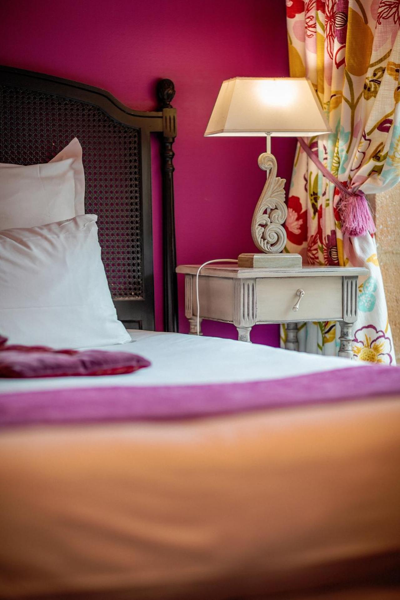 Comfort Room - Photo 2