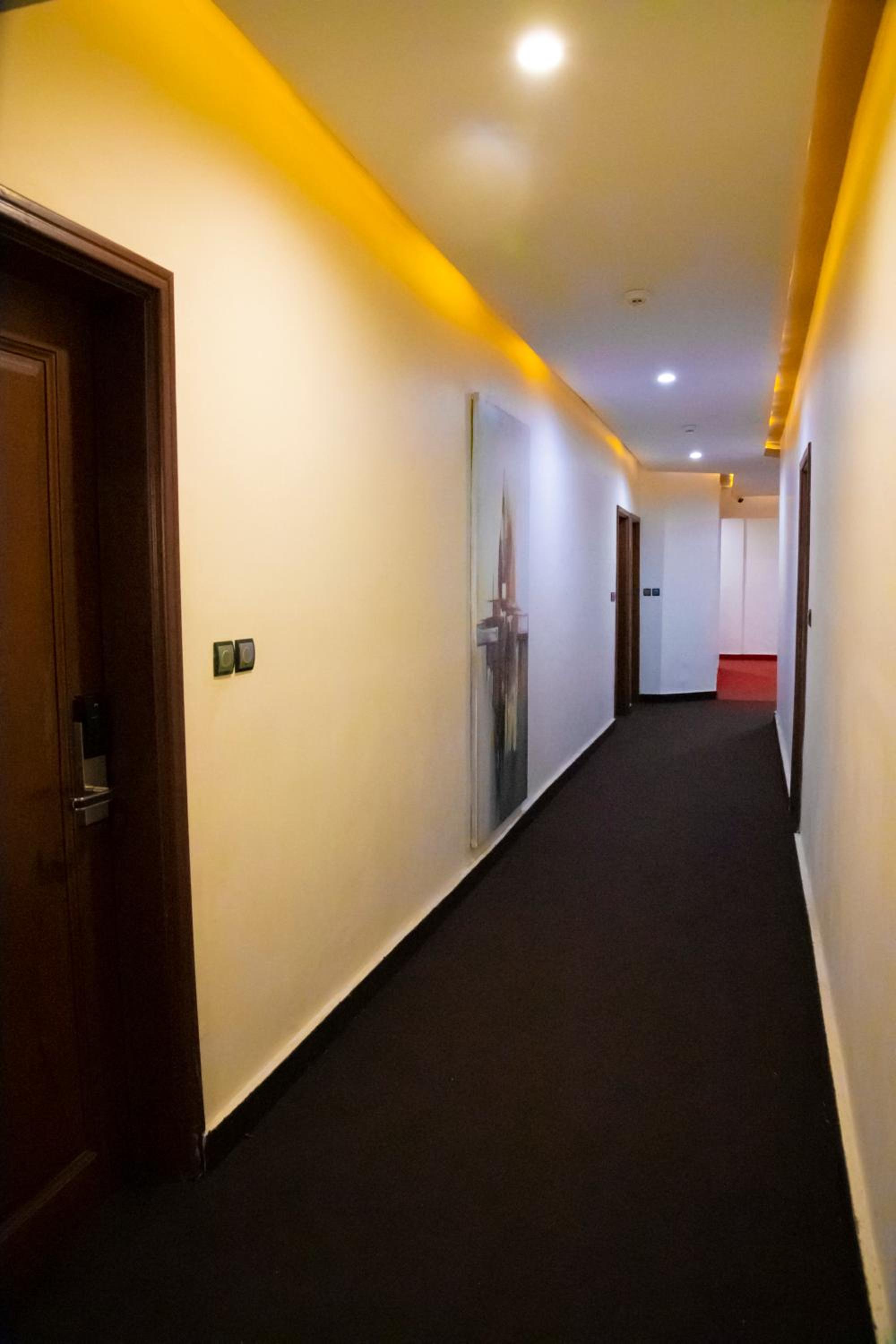 Double Room with Sea View - Photo 3