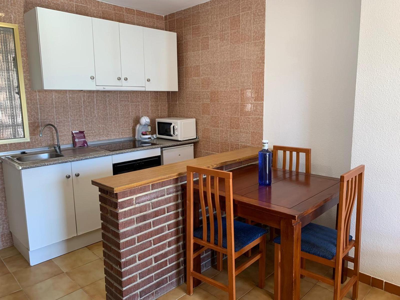 One-Bedroom Apartment with Pool View (2 Adults) photo 3