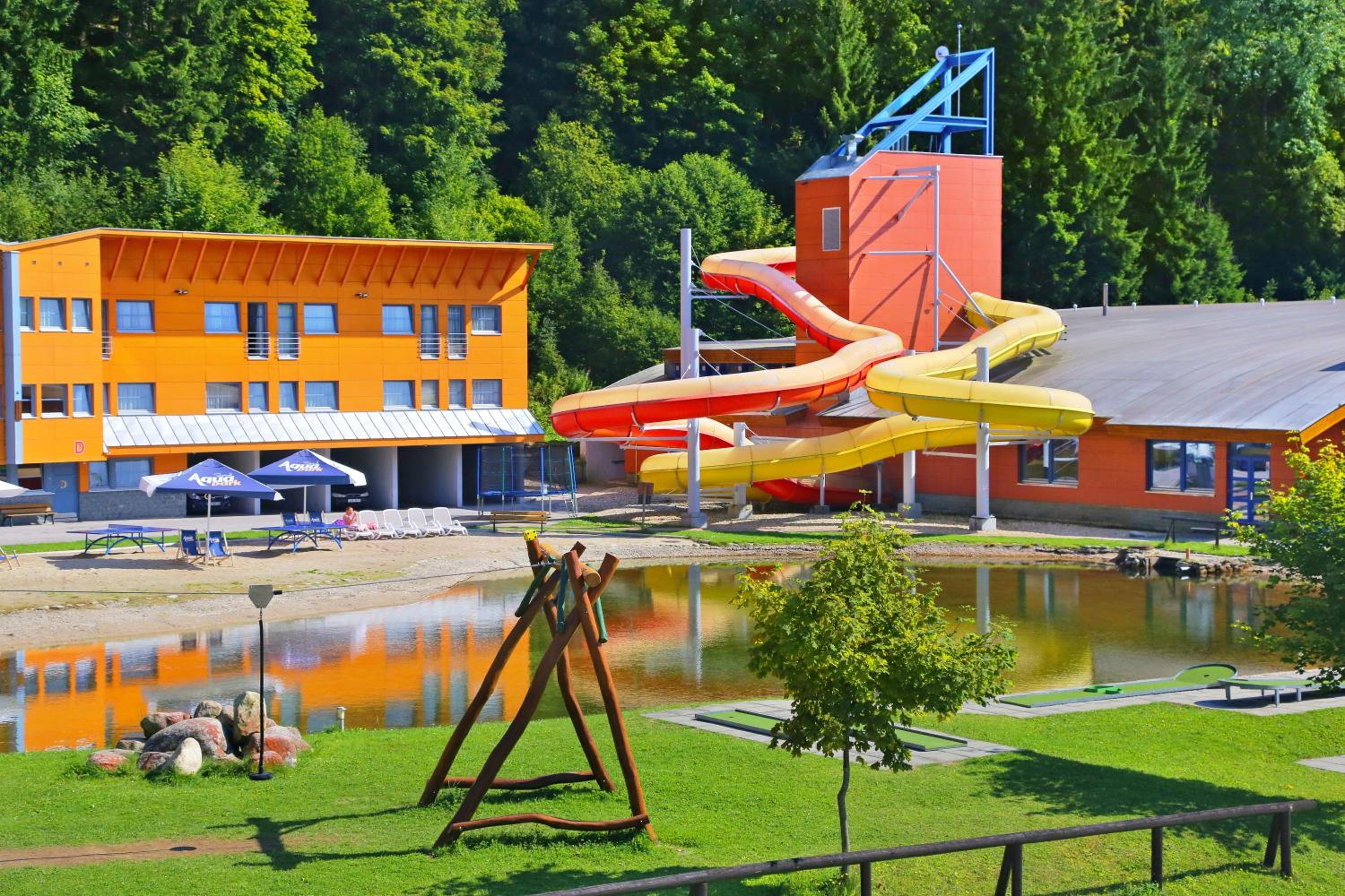 Superior Quadruple Room with 2-hour Aquapark Access photo 3