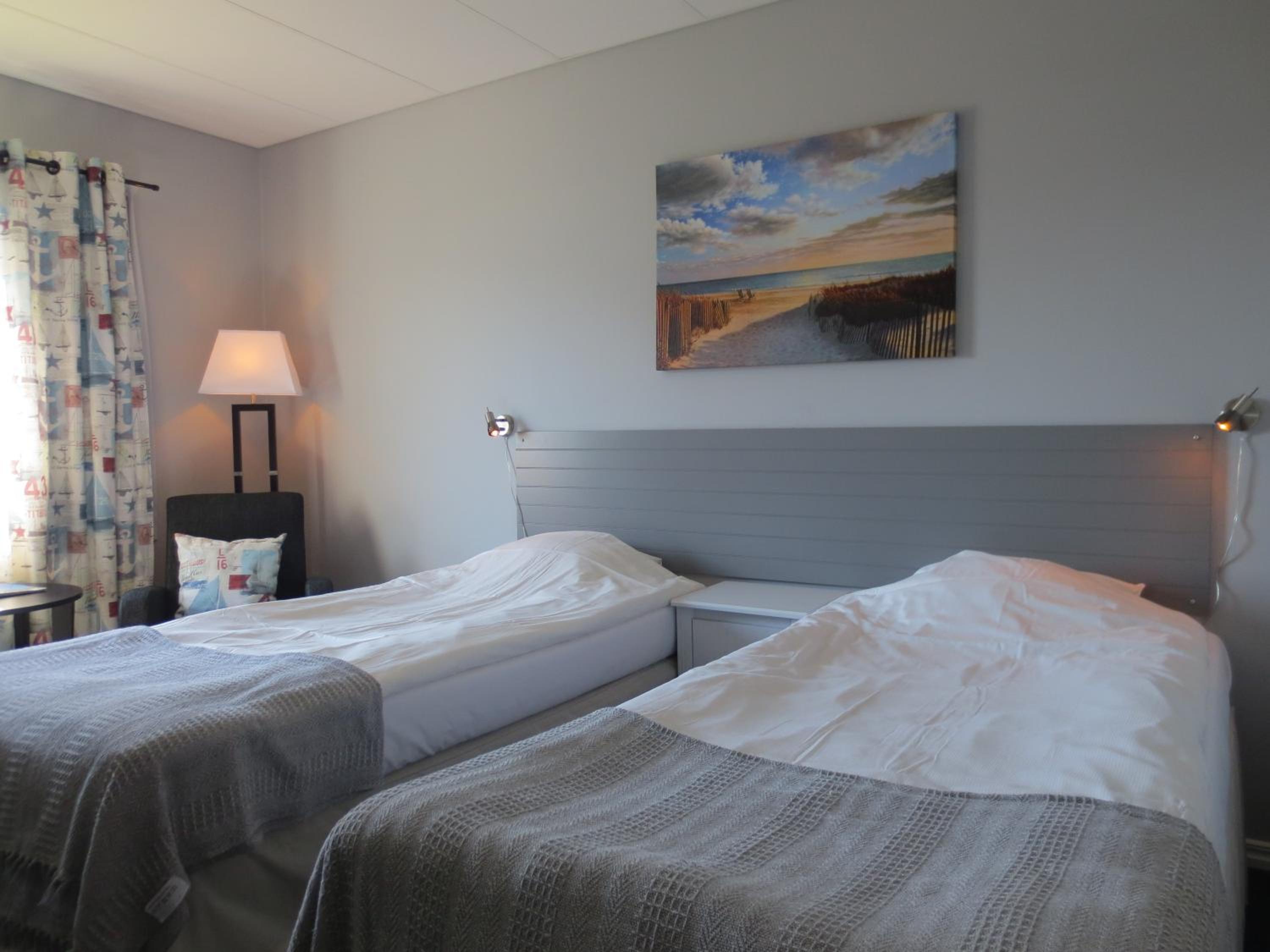 Twin Room - Photo 4