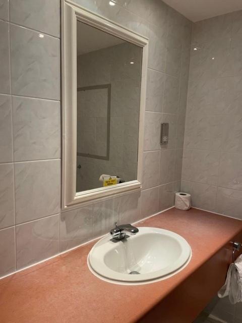 Superior Twin Room - Non-Smoking - Photo 7