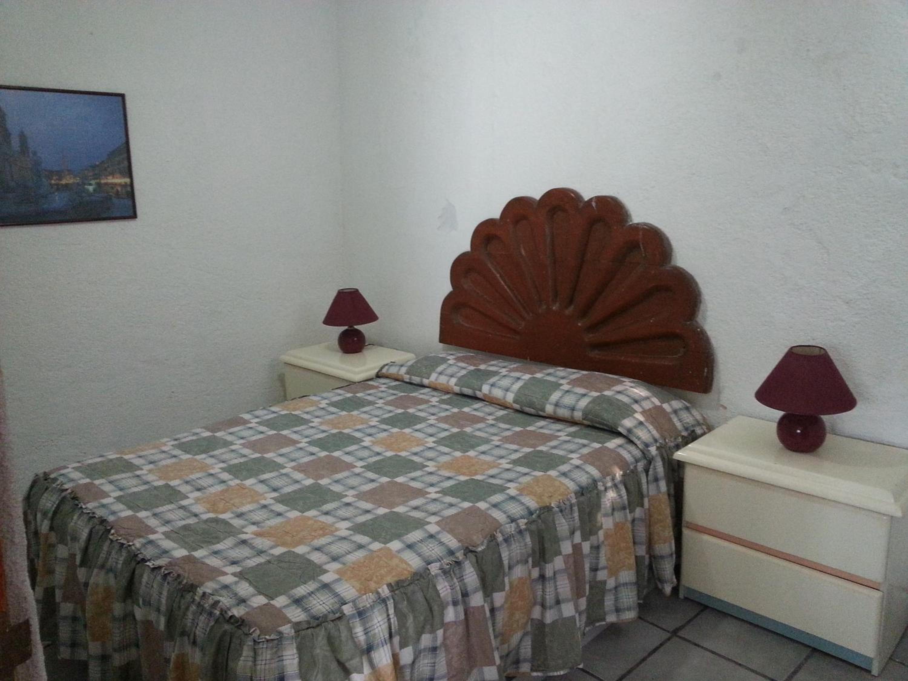 Quadruple Room - Photo 1