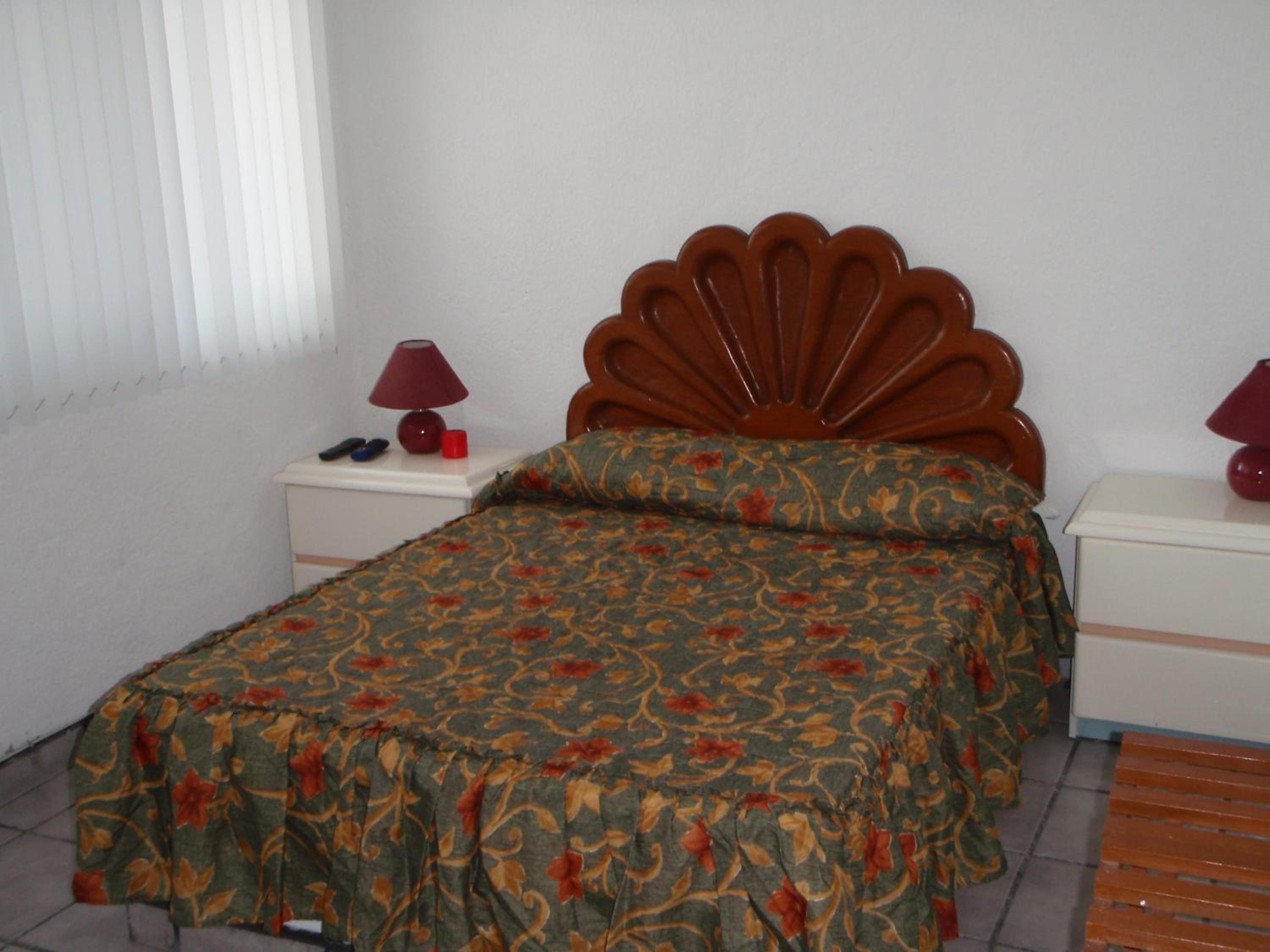 Quadruple Room - Photo 6