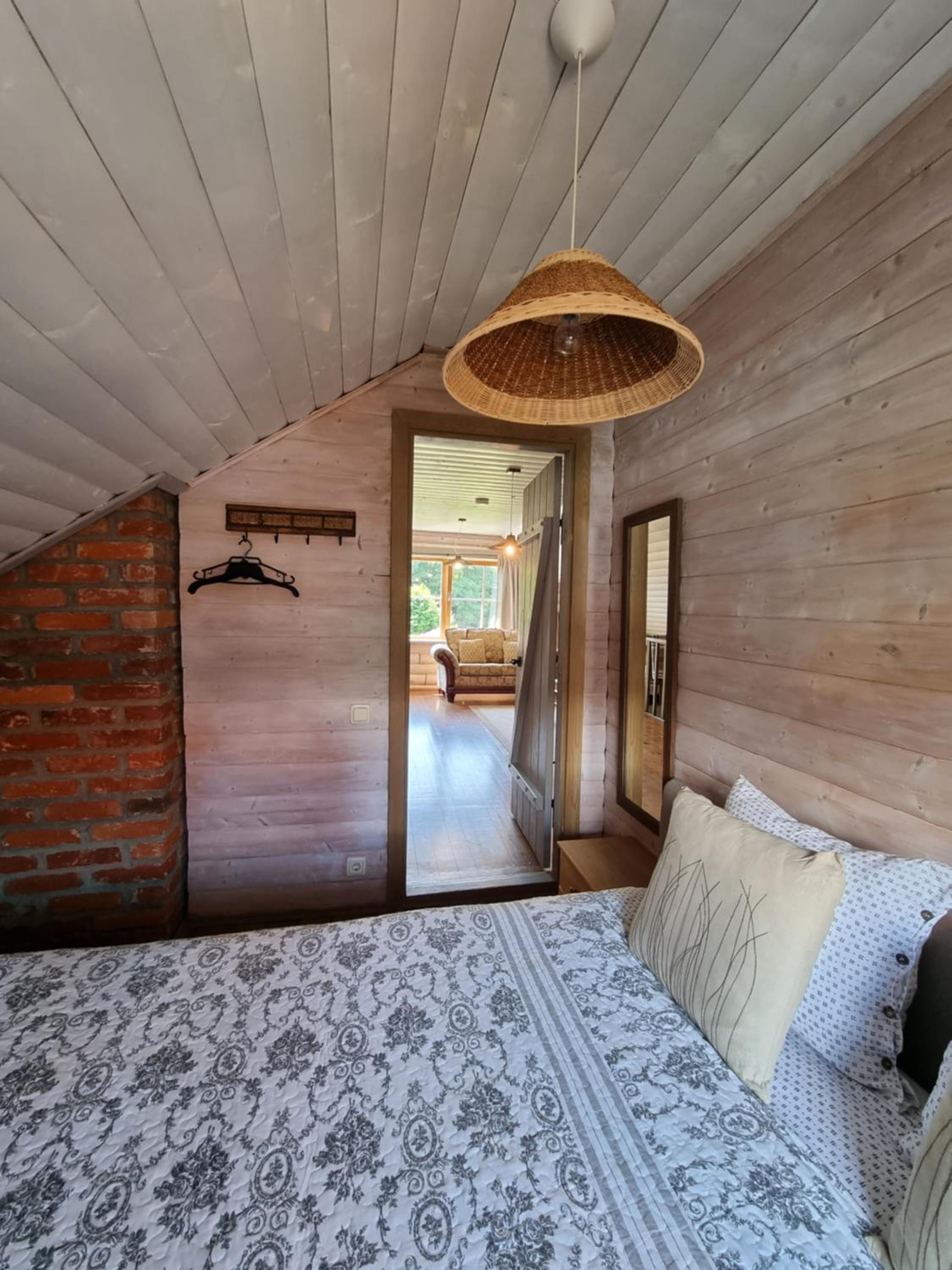 Three-Bedroom House - Photo 7