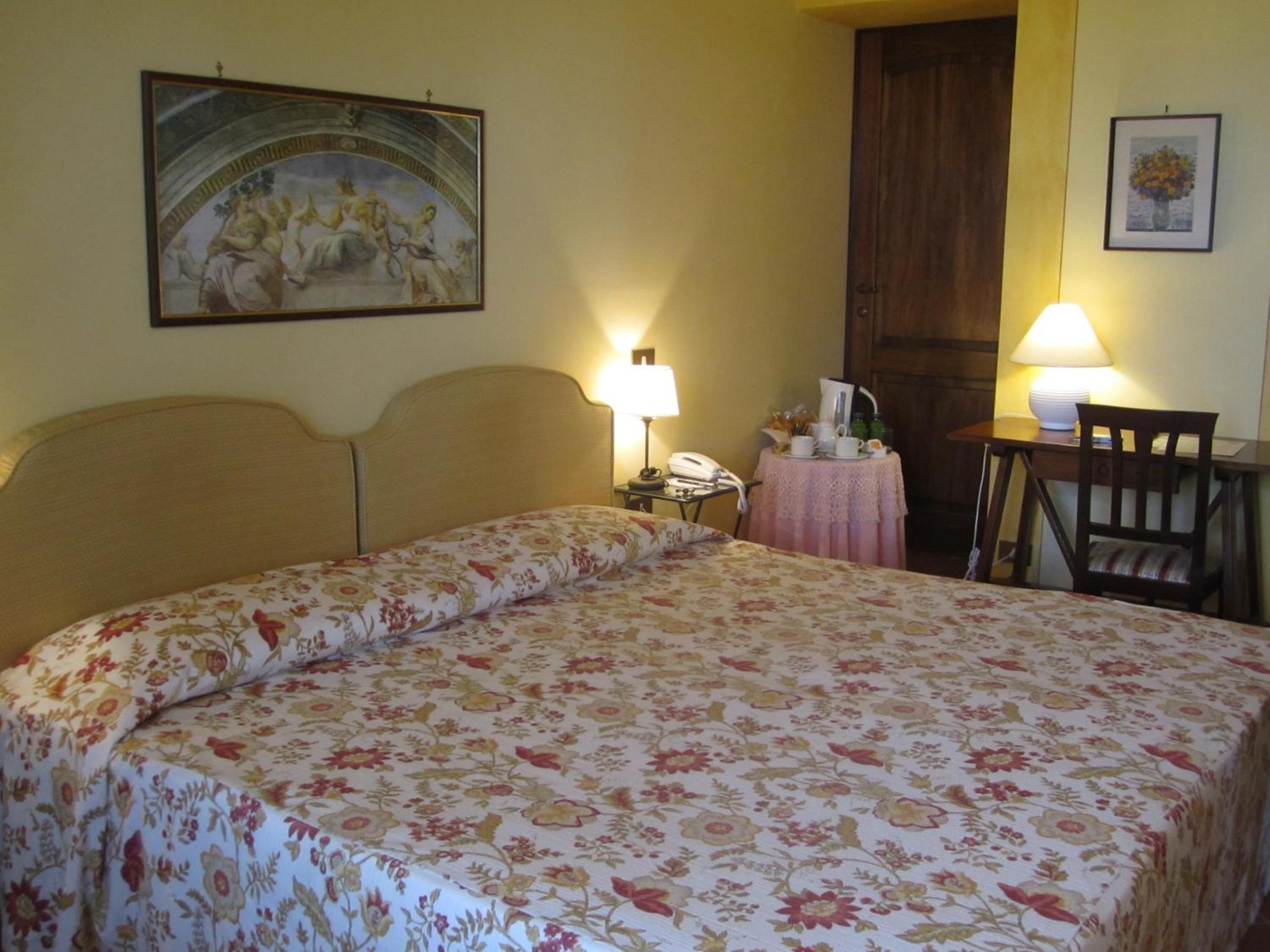 Suite - Annex - Photo 1
