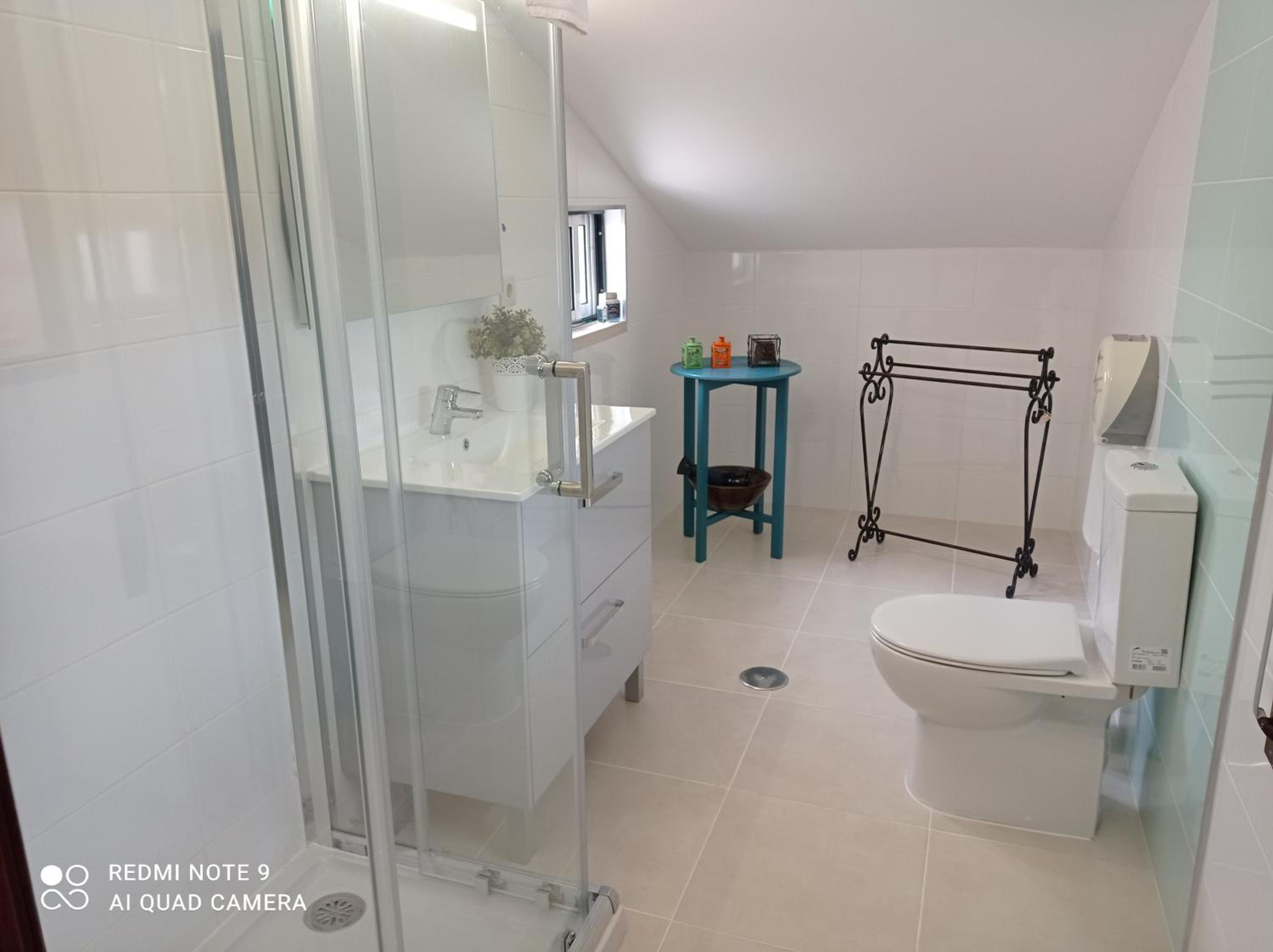 Triple Room with Private Bathroom photo 2
