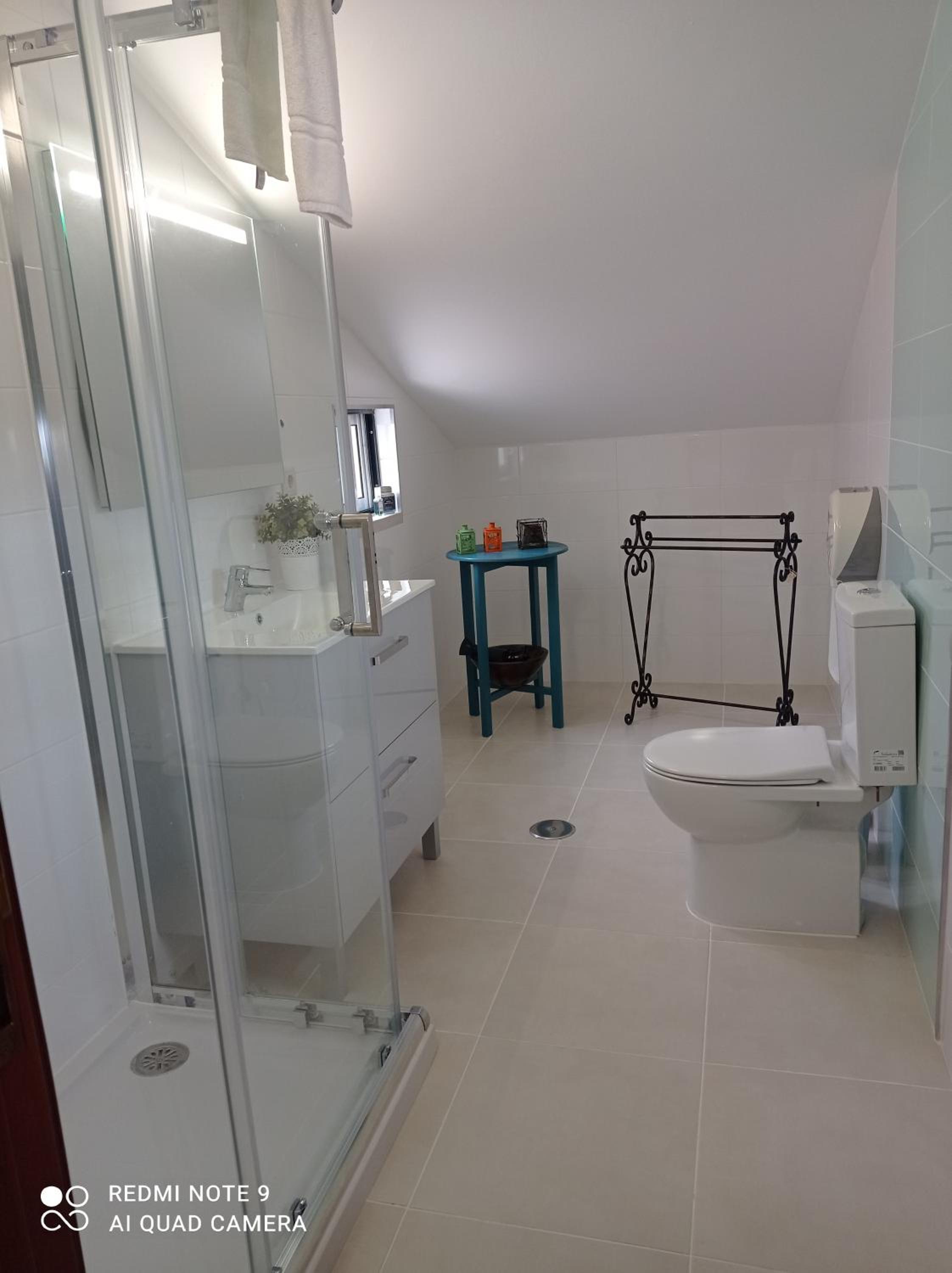 Triple Room with Private Bathroom photo 3