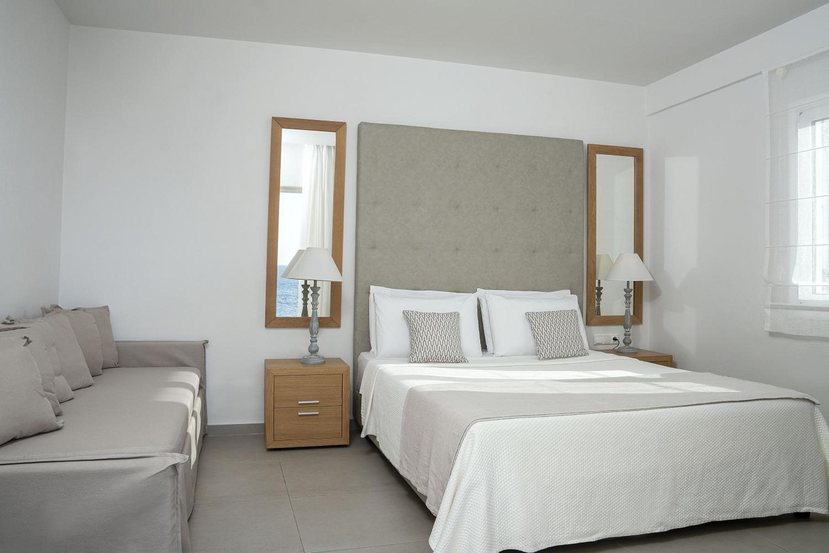 Triple Room with Sea View