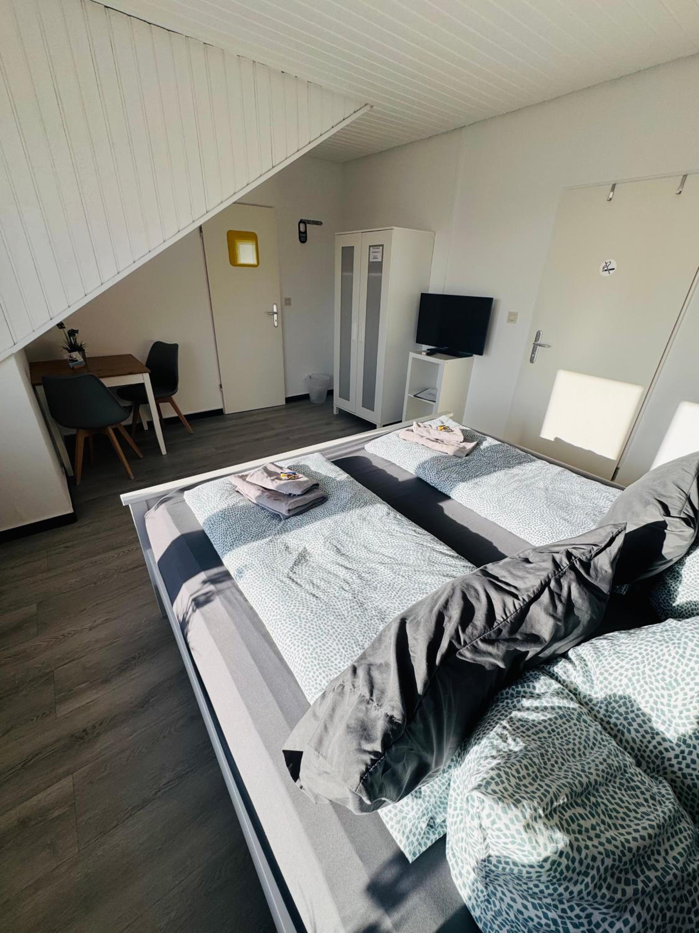 Standard Double Room photo 3