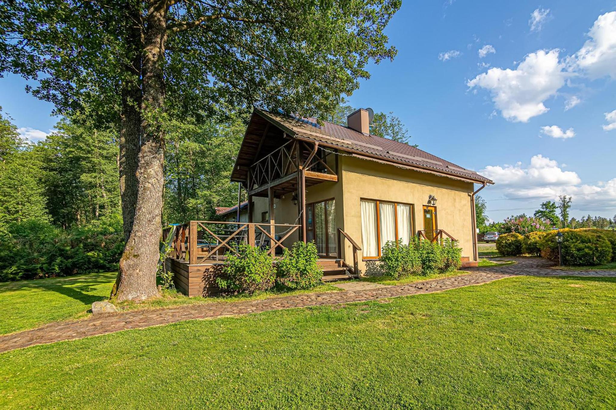 Family Bungalow - Photo 1