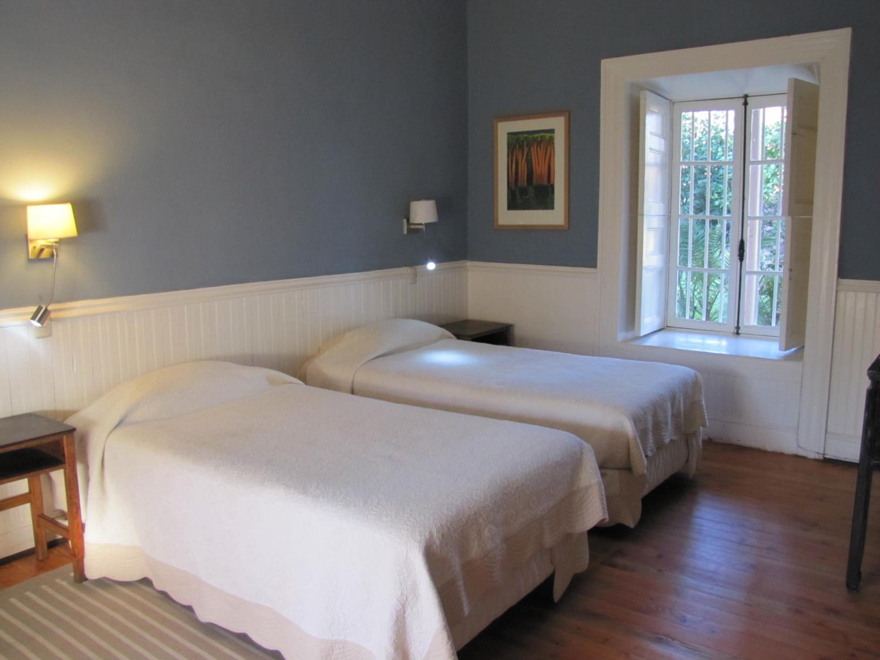 Deluxe Double or Twin Room photo 2