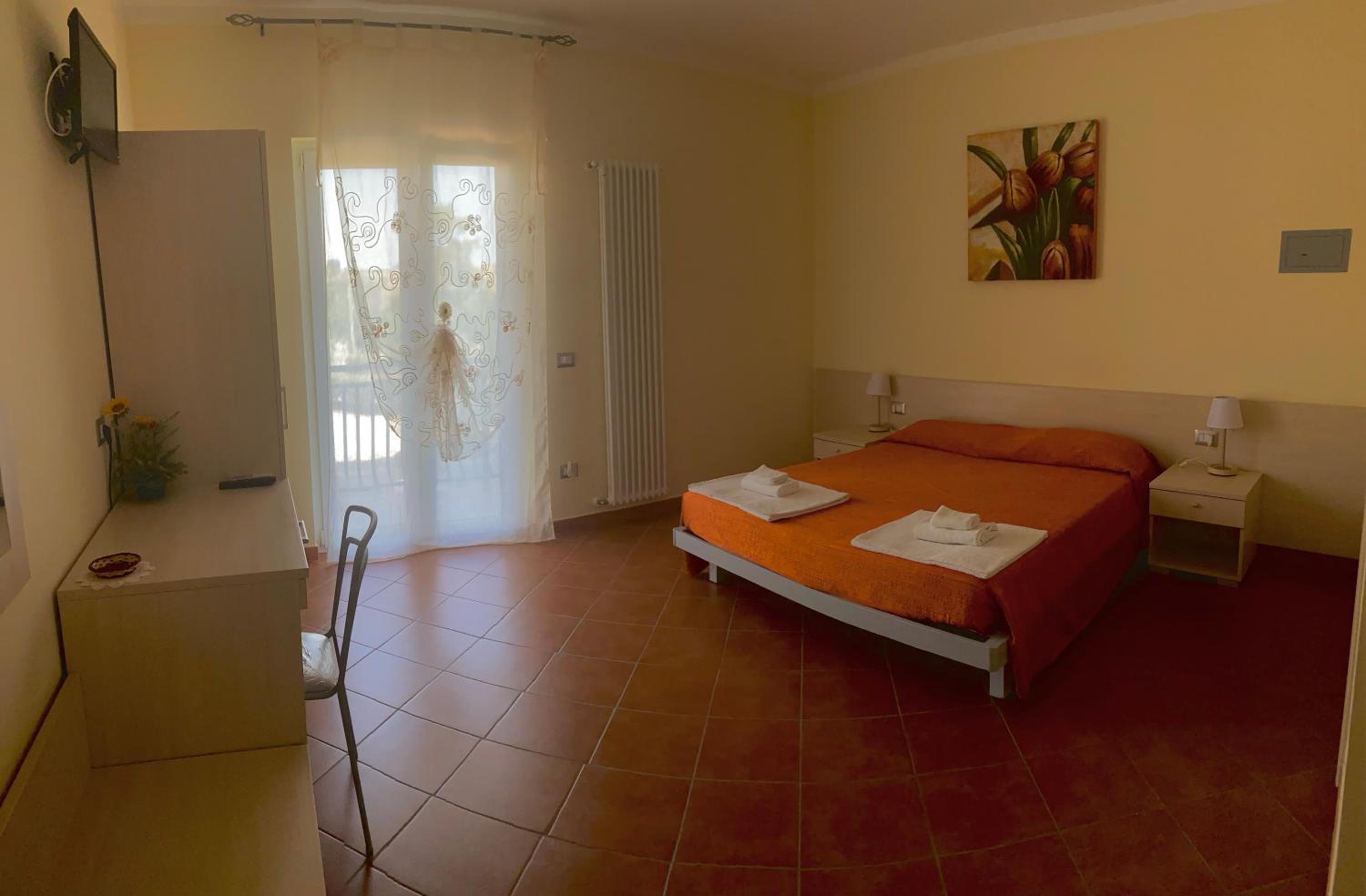 Deluxe Double Room photo 2