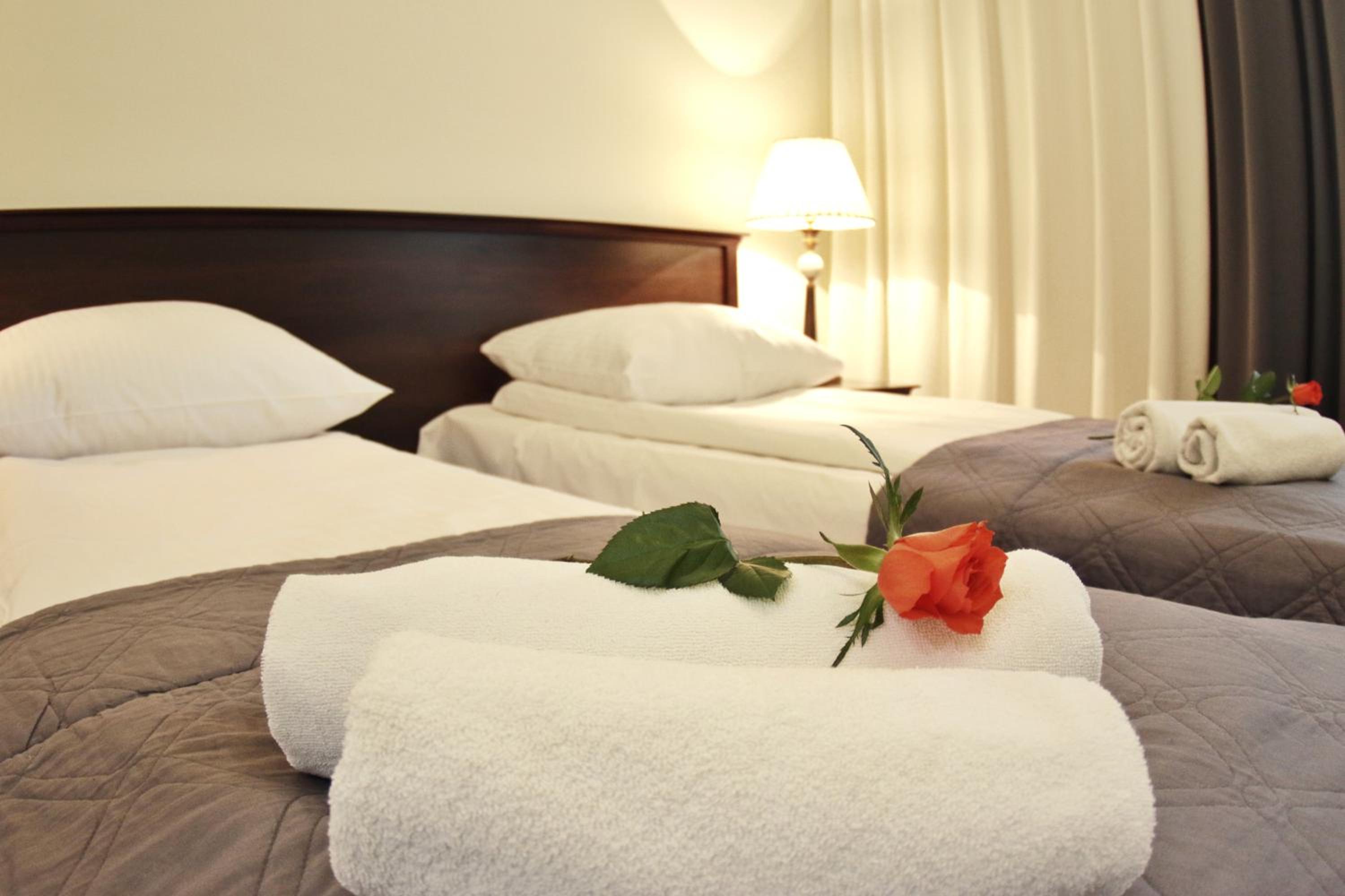 Double Room - Photo 7