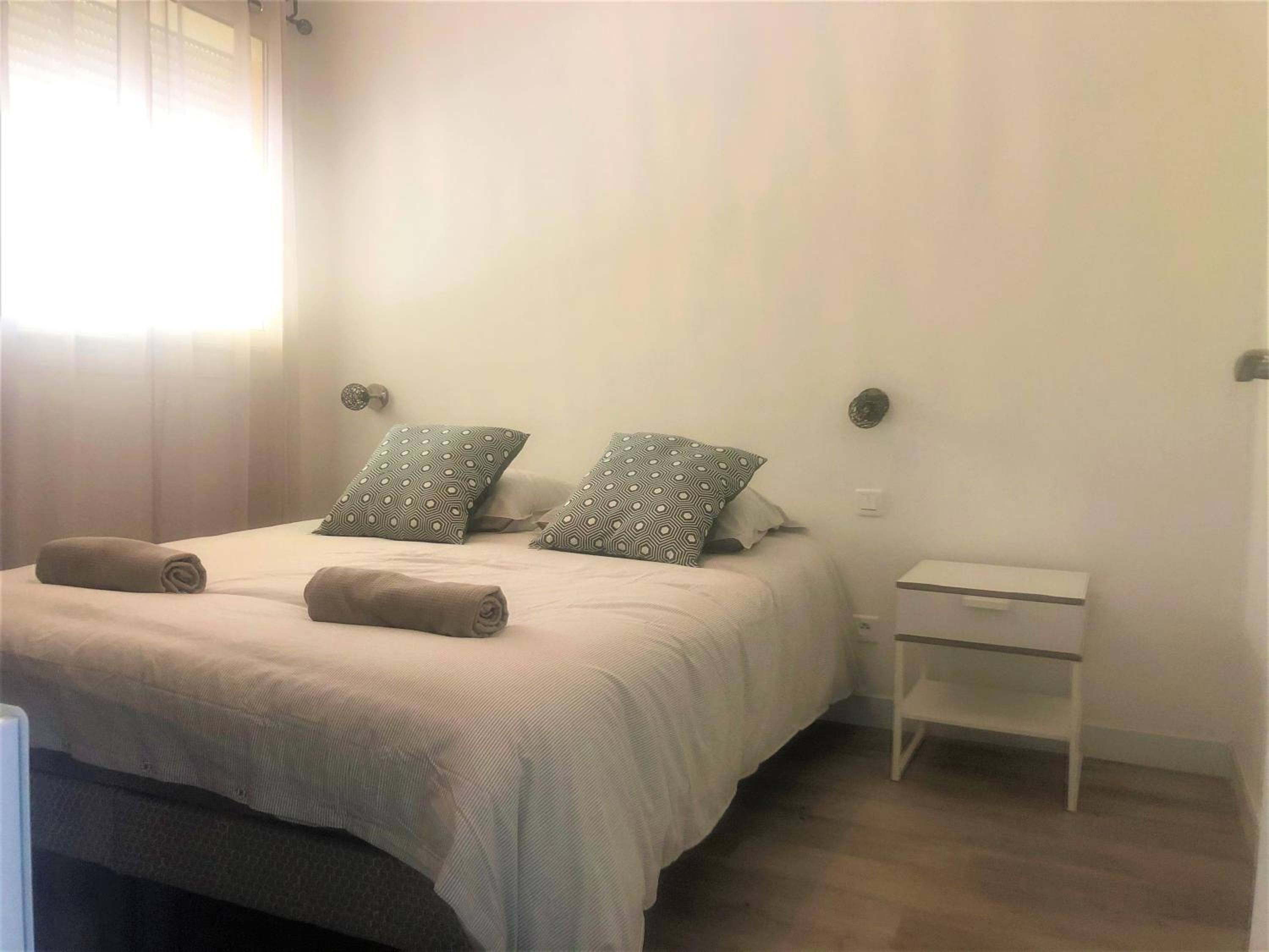 Apartment with Shower photo 1