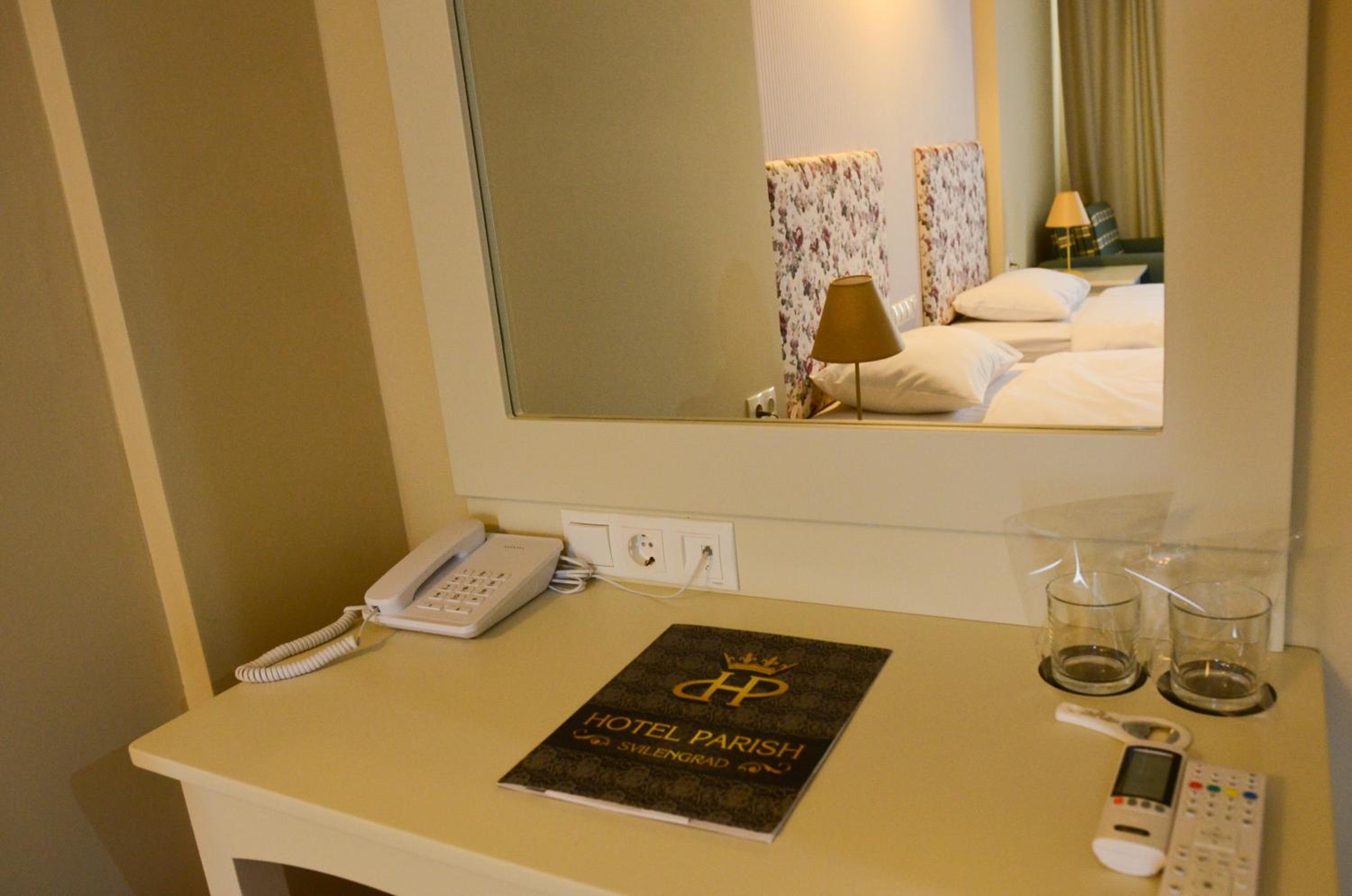 Twin Room - Photo 6
