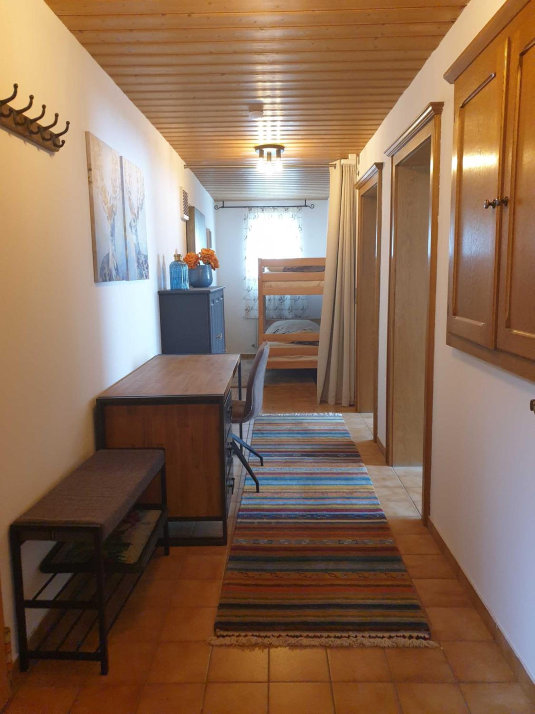 Apartment with Mountain View photo 2