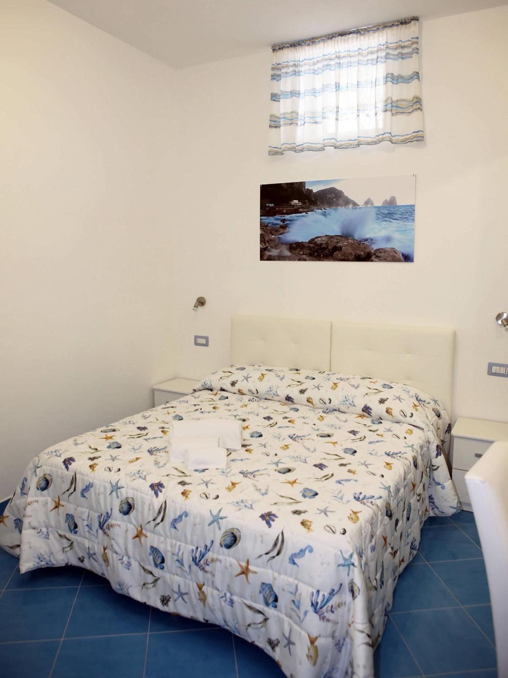 Superior Double or Twin Room with Sea View - Photo 3