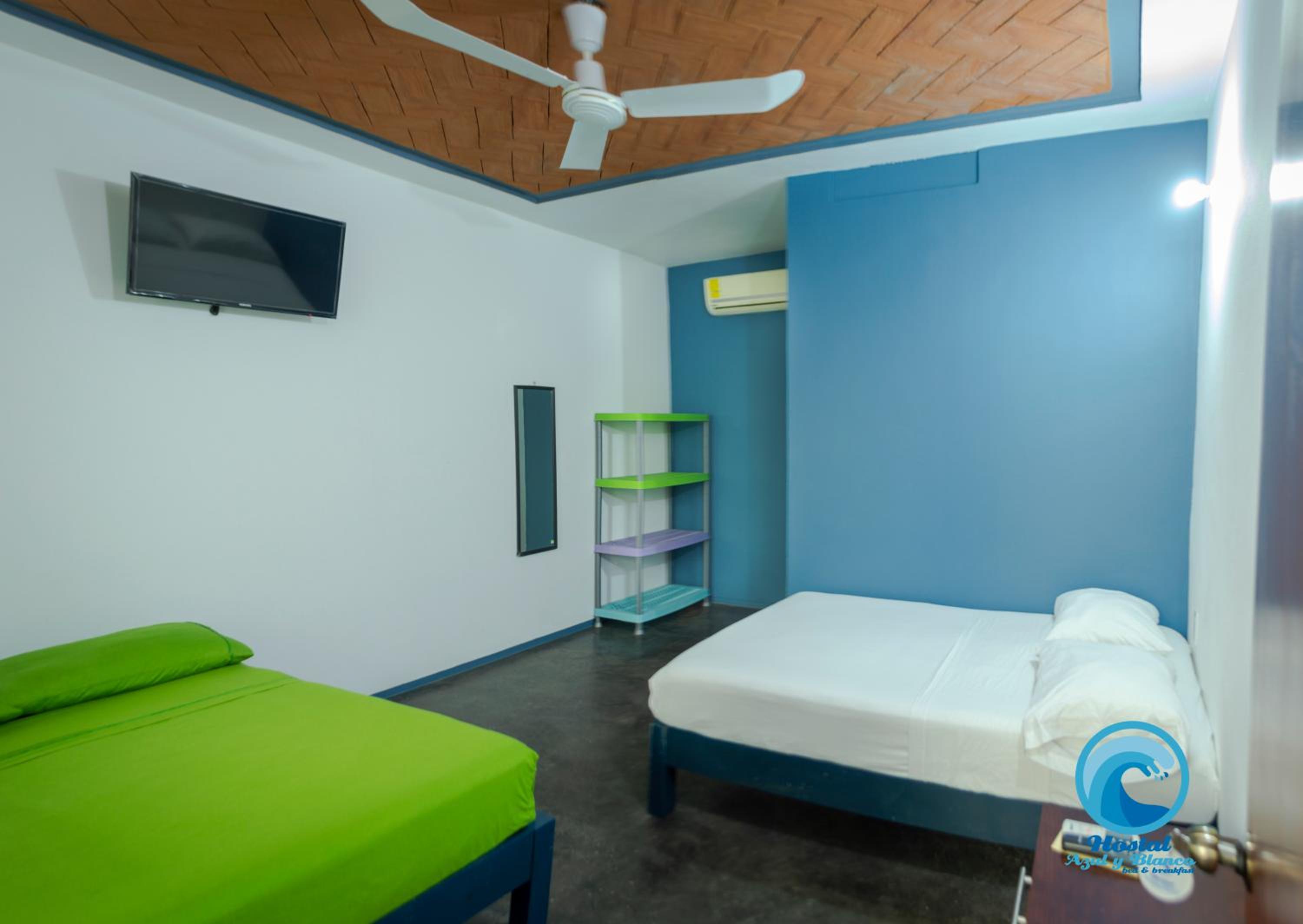 Double Room with Two Double Beds photo 1