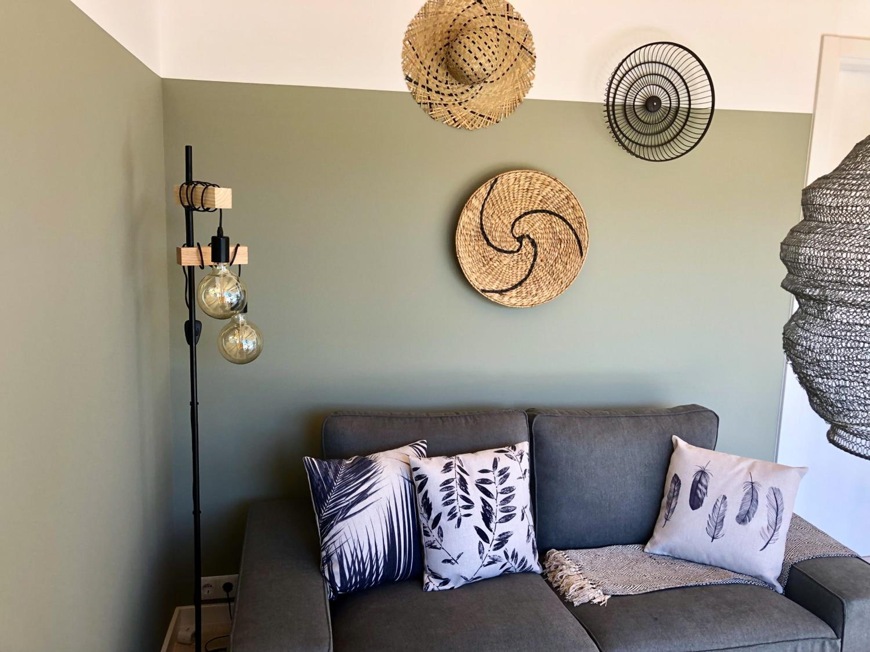 One-Bedroom House photo 1