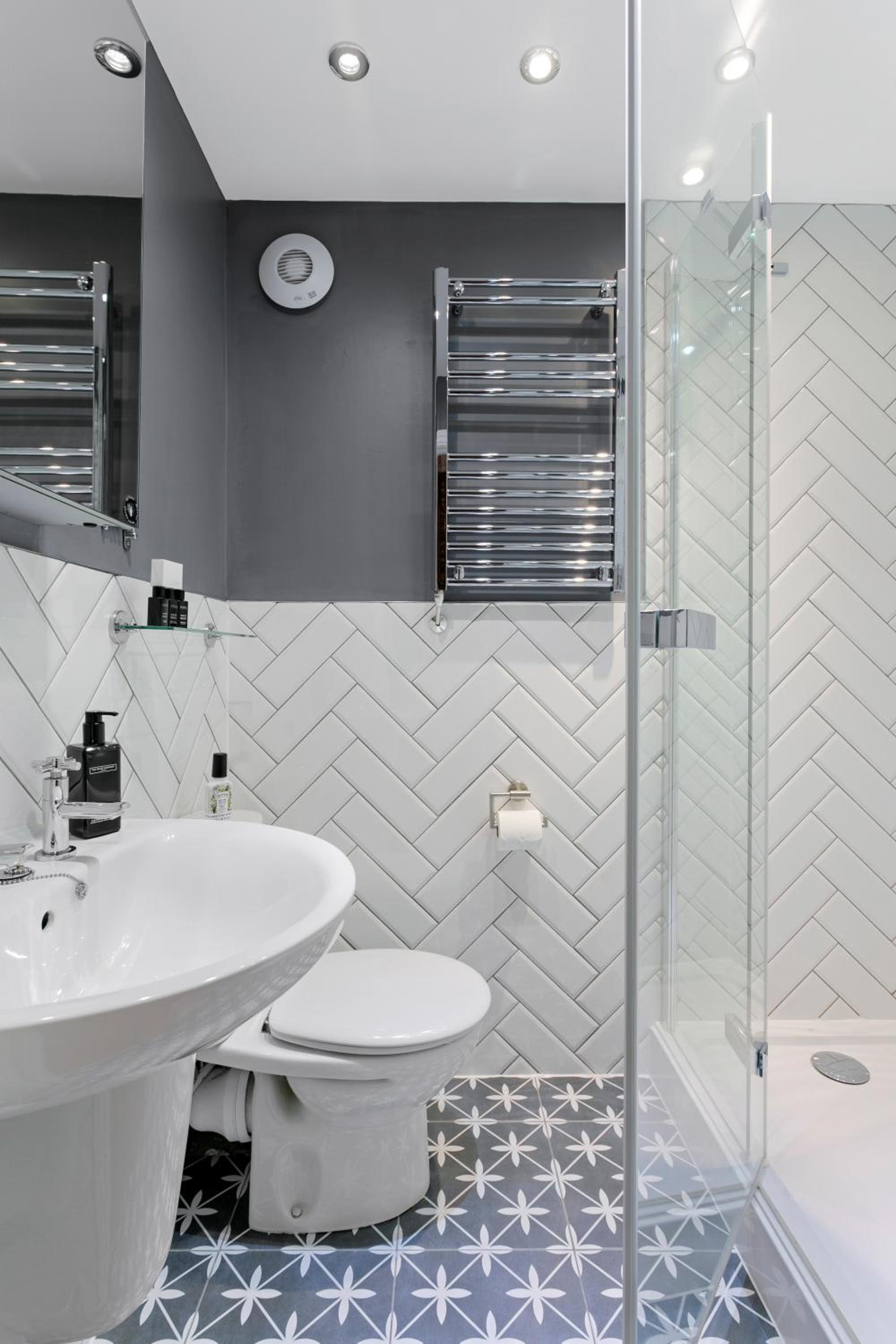 Junior Suite (2 Adults) - Photo 3