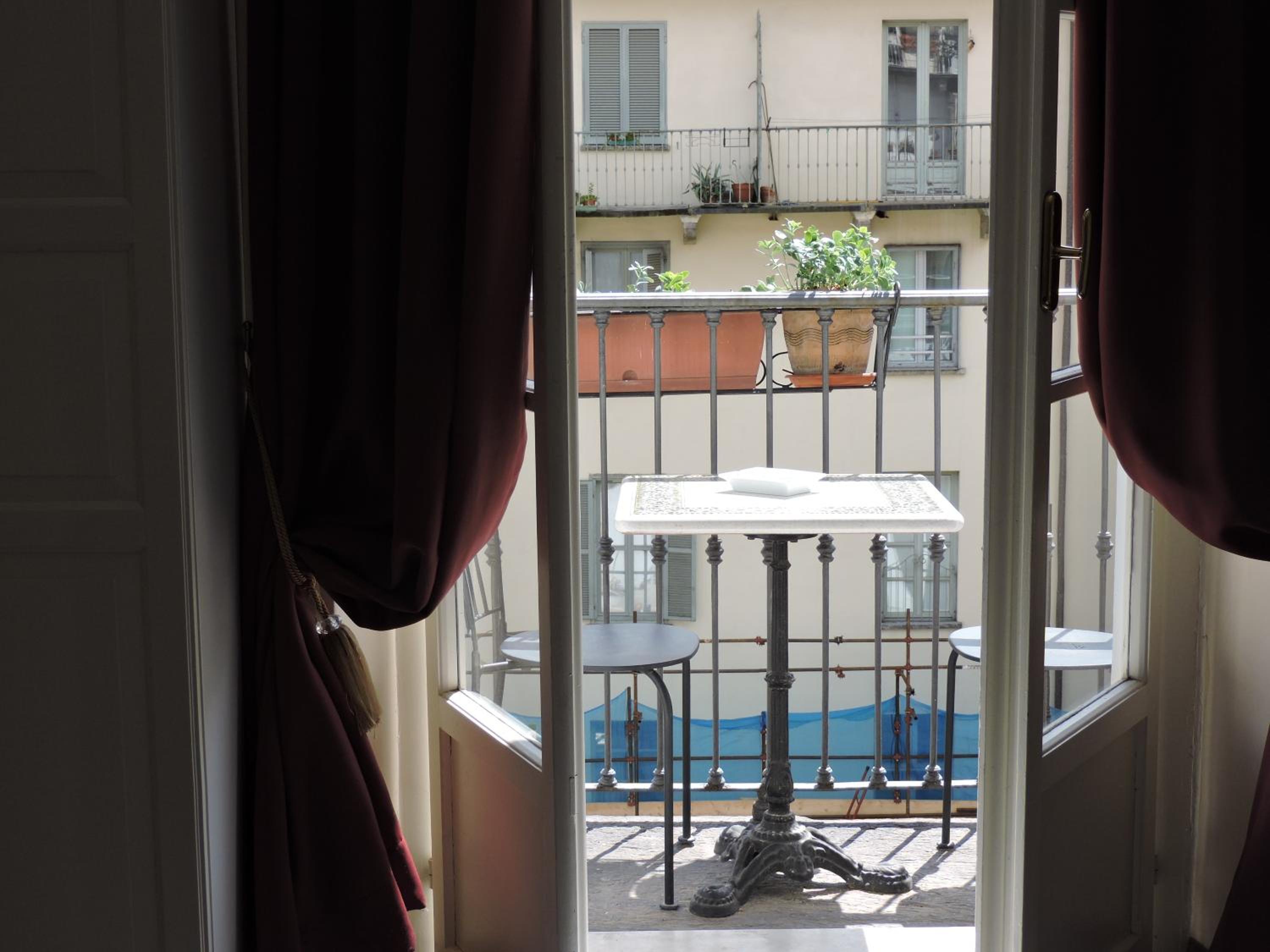 Double Room with Balcony photo 2