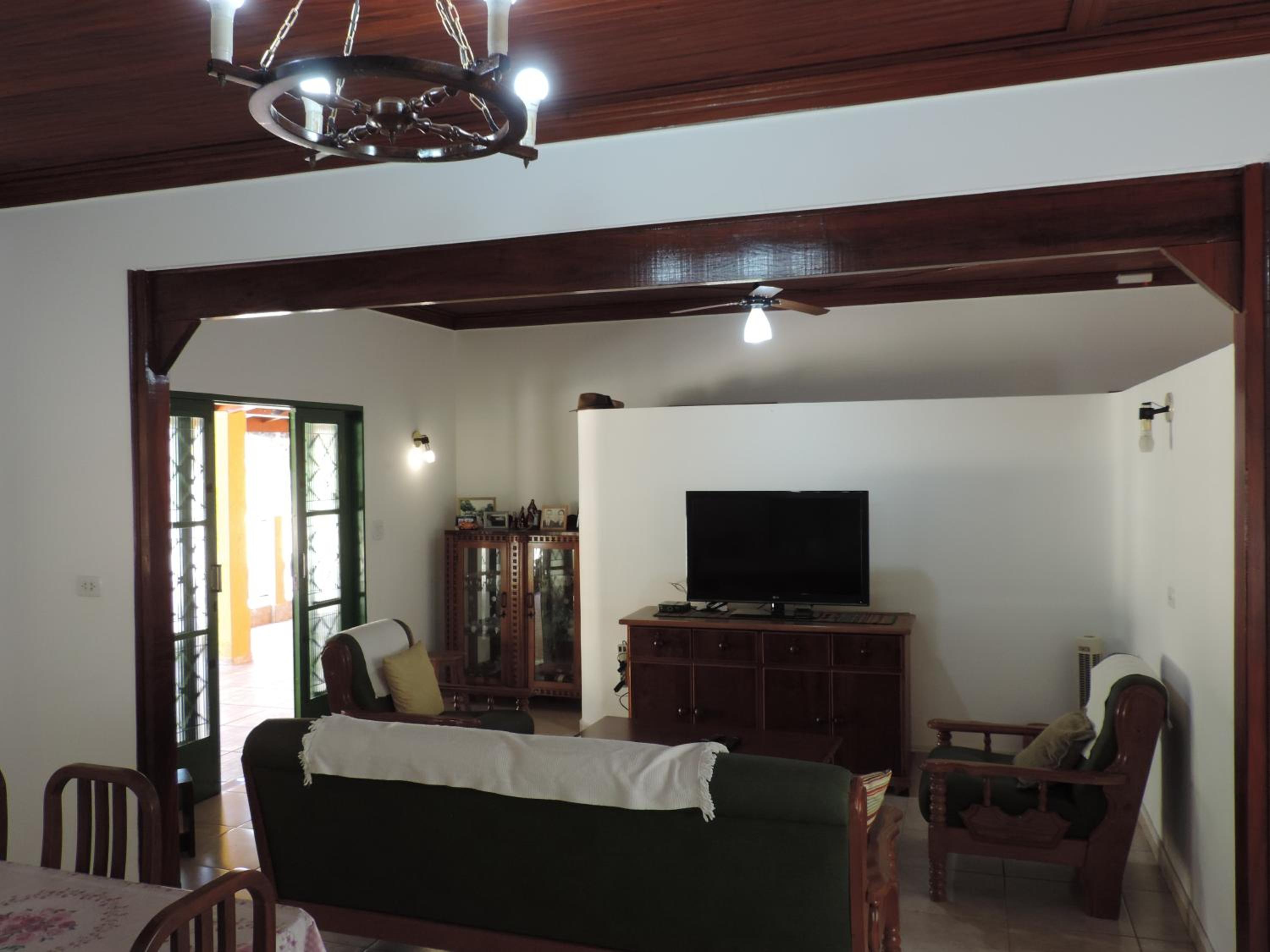 Three-Bedroom Vacation Home  photo 1