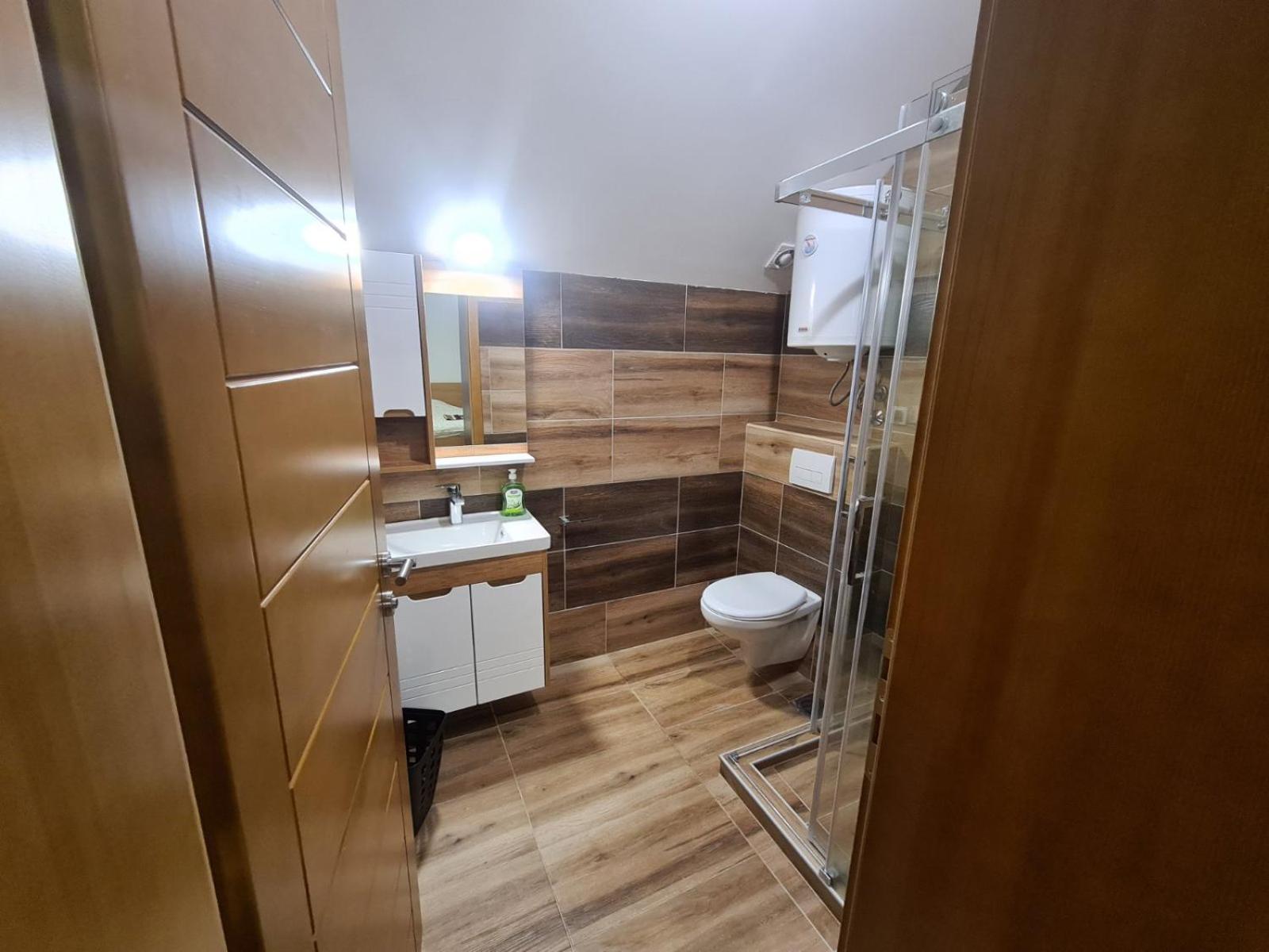 Large Double Room photo 3