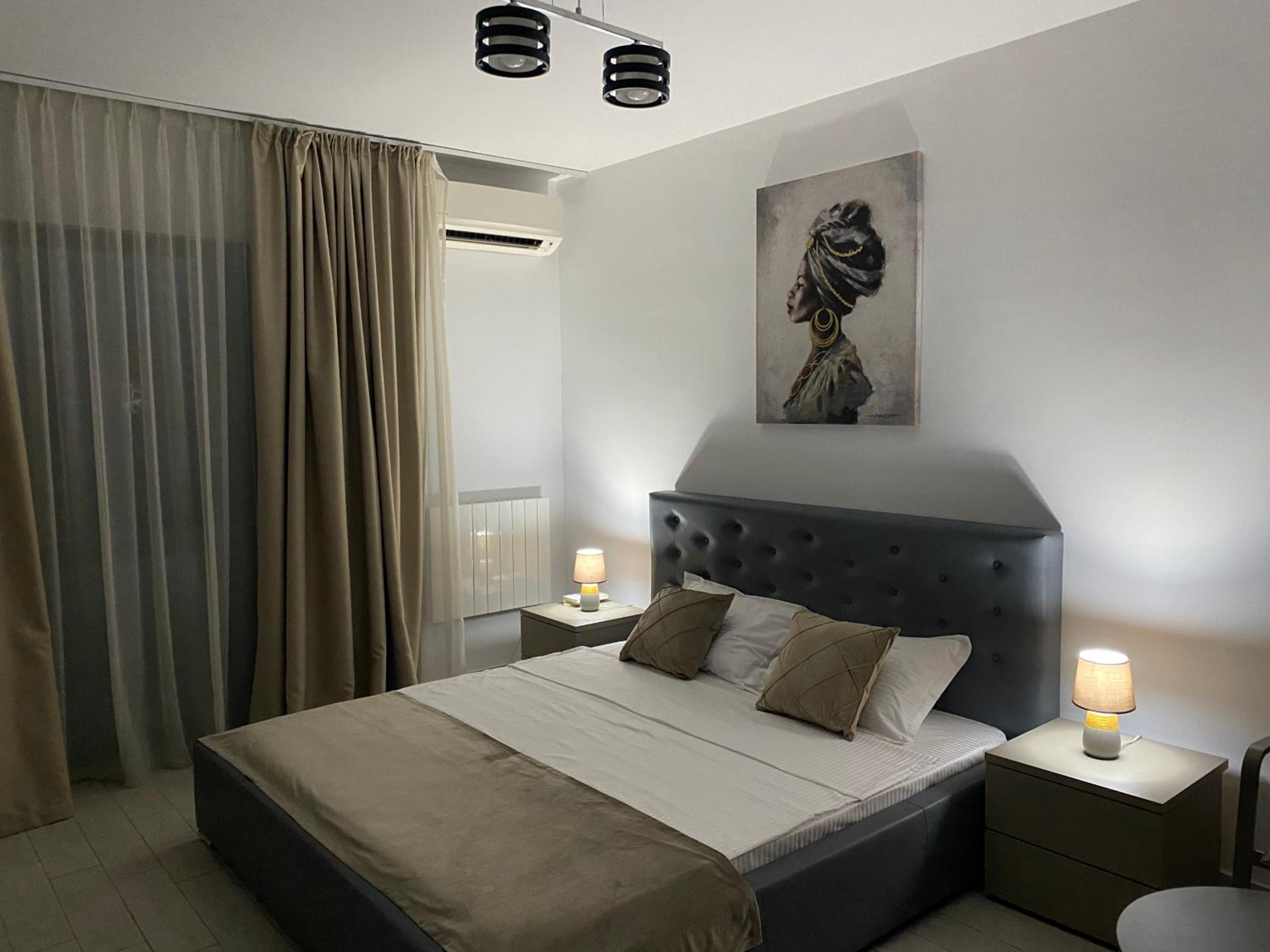 One-Bedroom Apartment - Photo 25