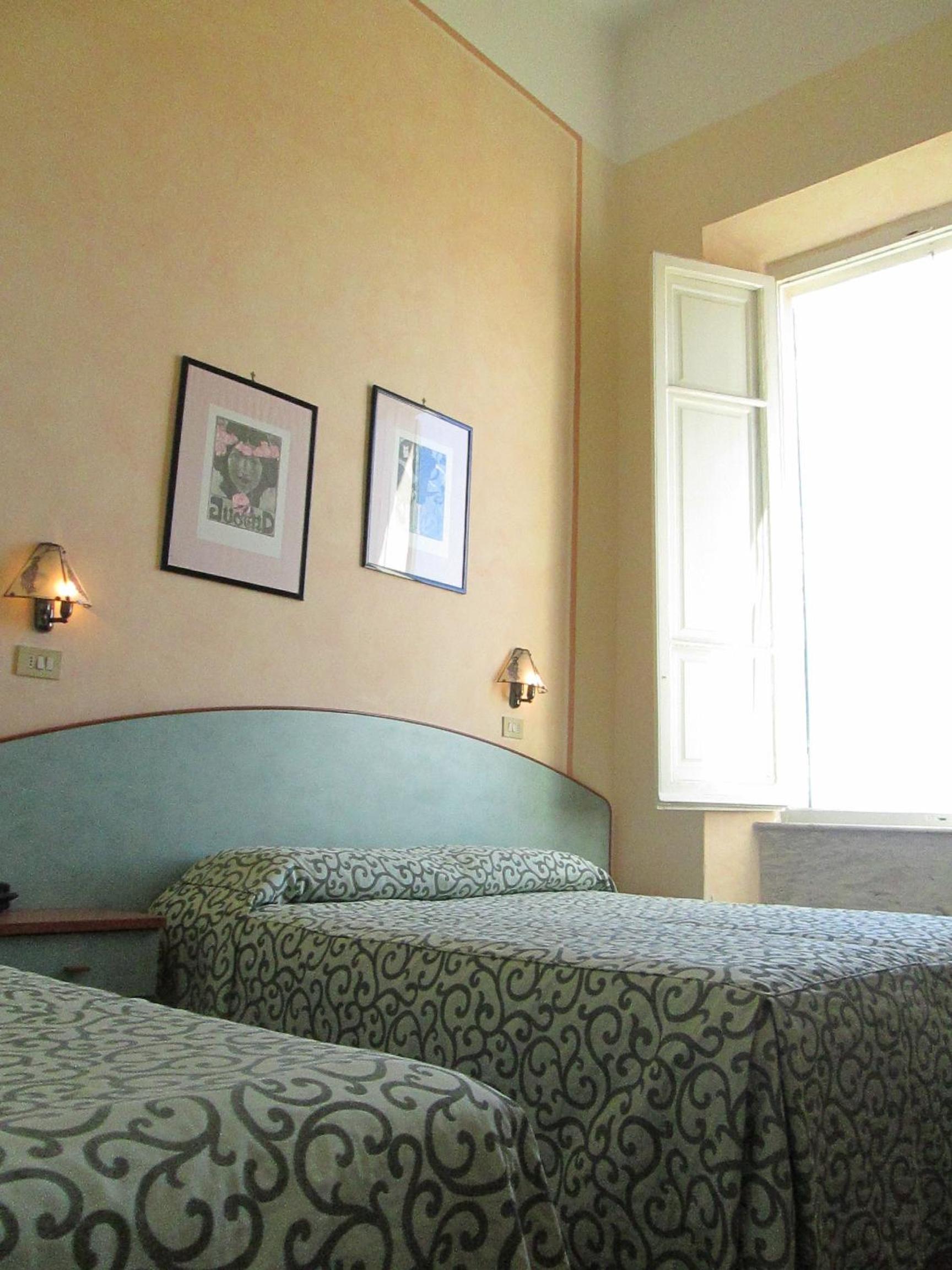 Triple Room with Side Sea View