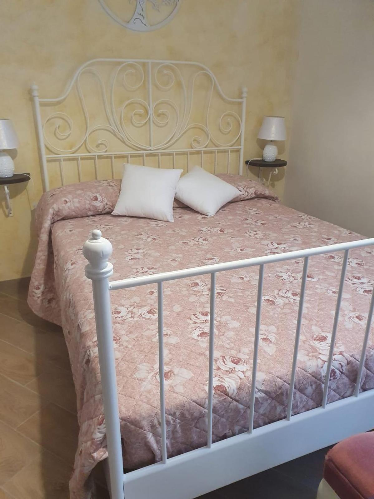 Deluxe Double or Twin Room - Photo 4