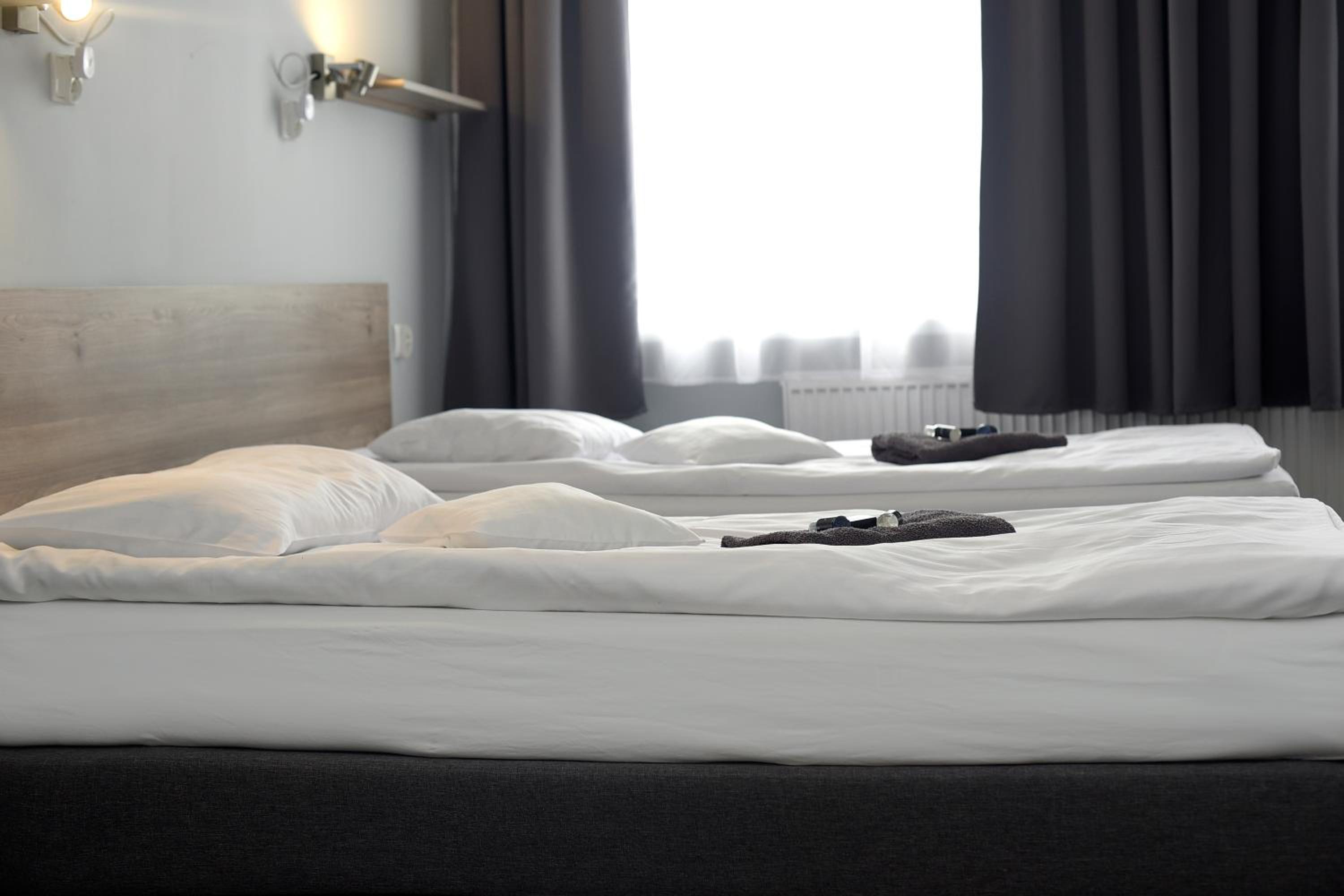 Double Room - Photo 12
