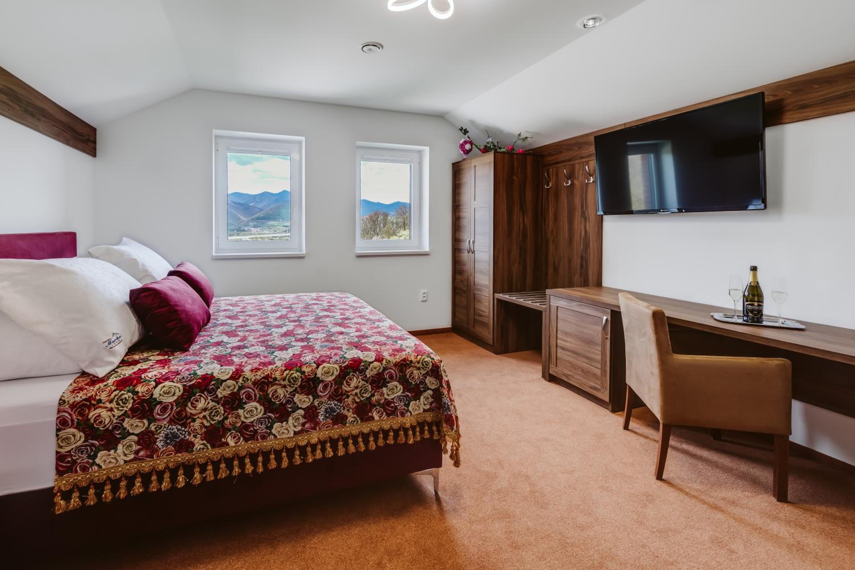 Family Suite with Balcony photo 3
